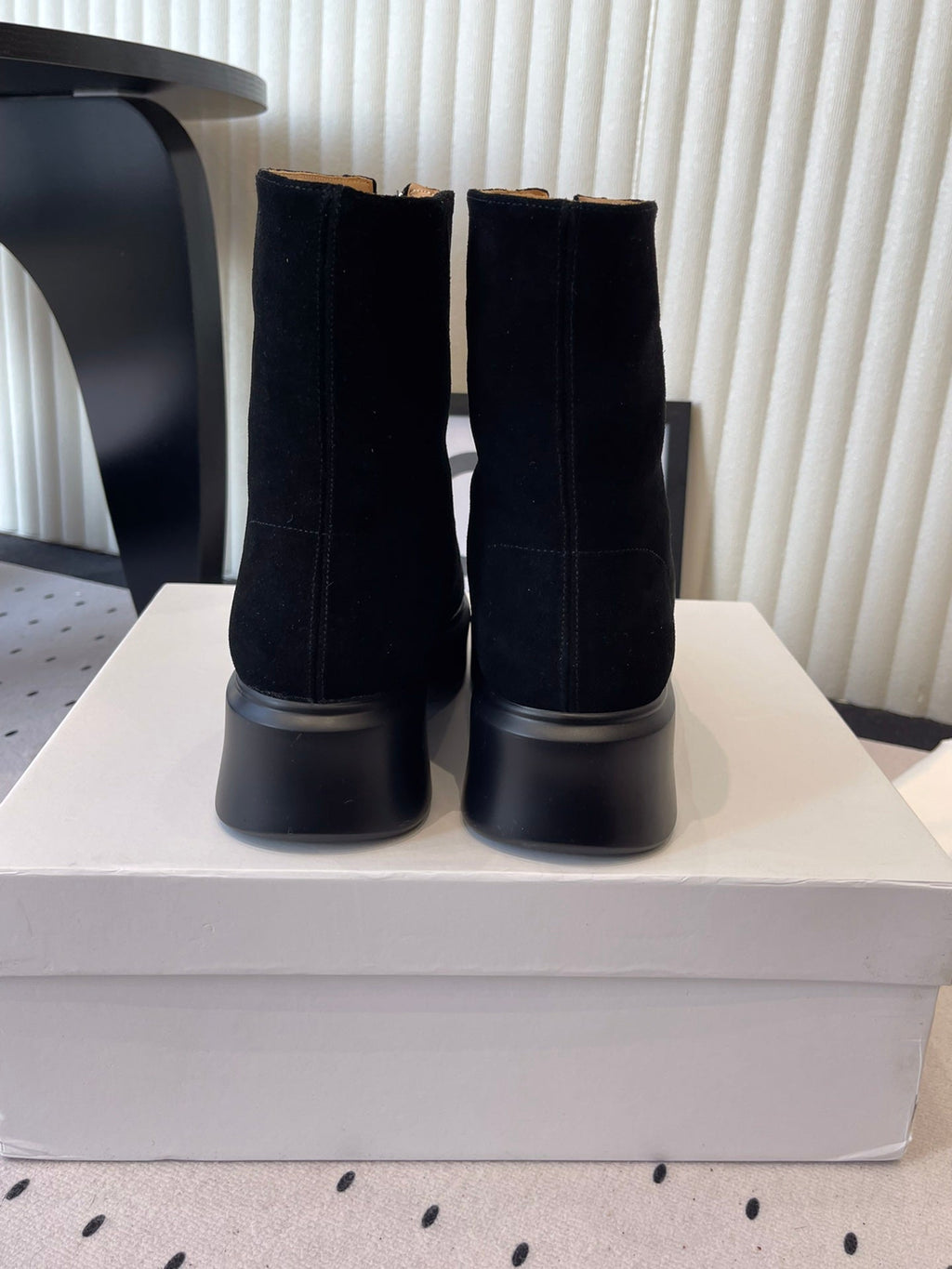 The Row 2025 Zipped Ankle boot Black Suede 554604