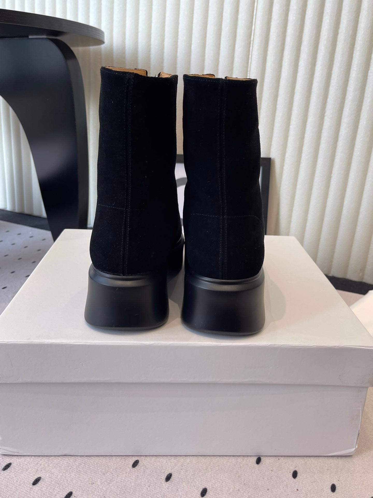 The Row 2025 Zipped Ankle boot Black Suede 554604