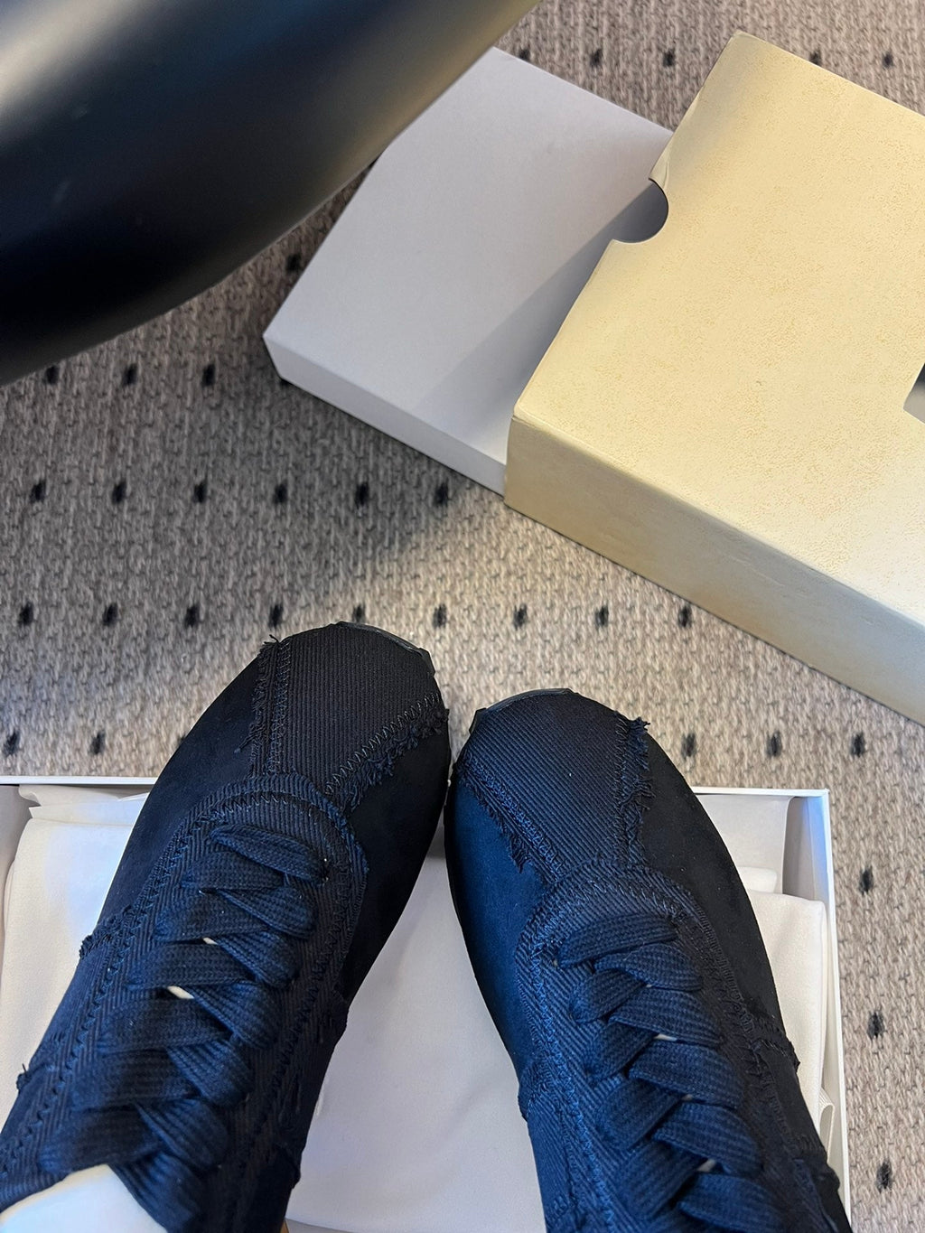 The Row 2025 Sneaker Black Suede Canvas 561647