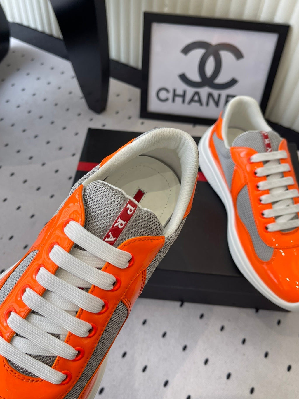 Pra 2025 Sneaker Orange mix Gray Patent Leather Mesh 554581