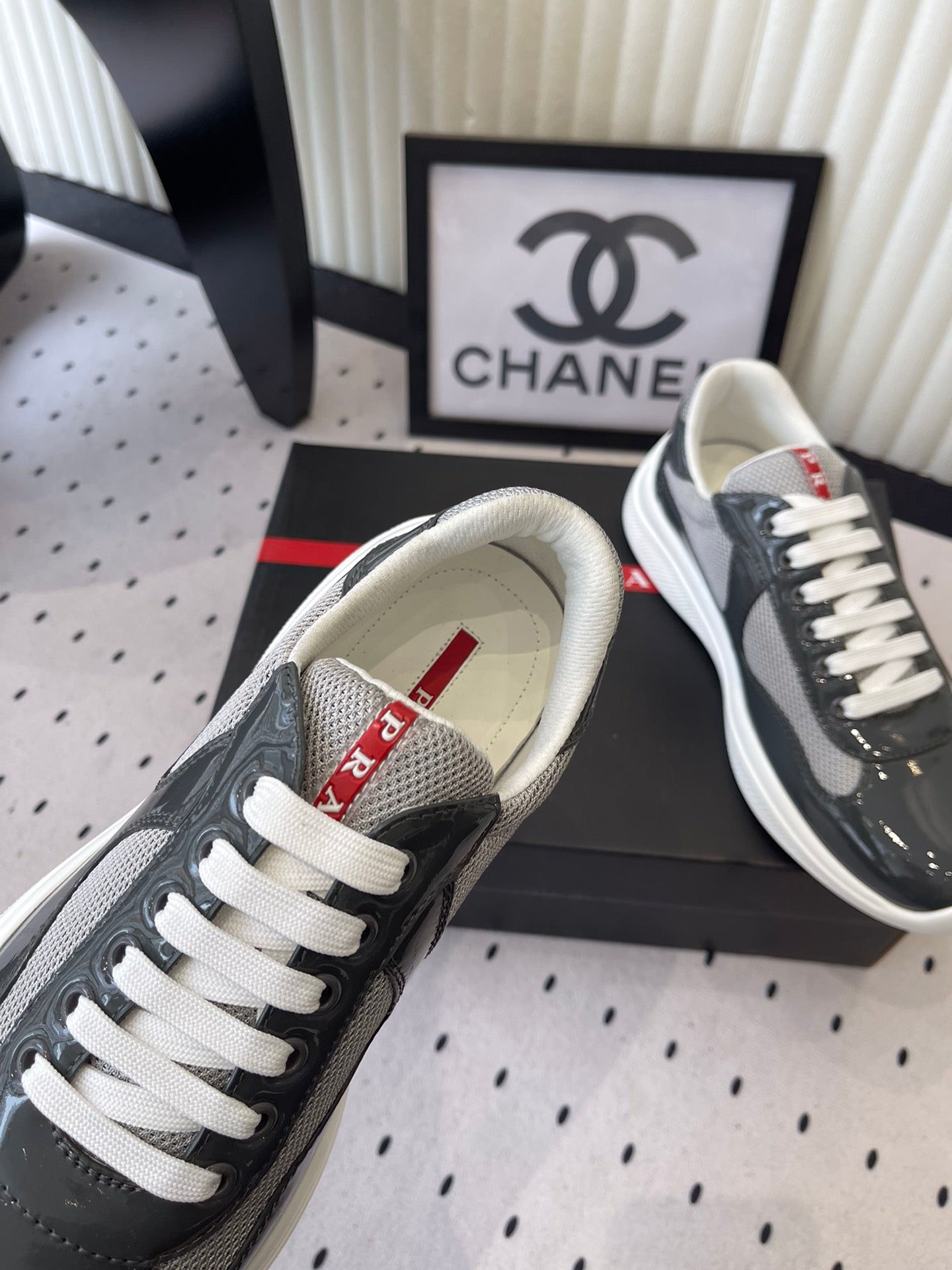 Pra 2025 Sneaker Dark Gray Patent Leather Mesh 554584