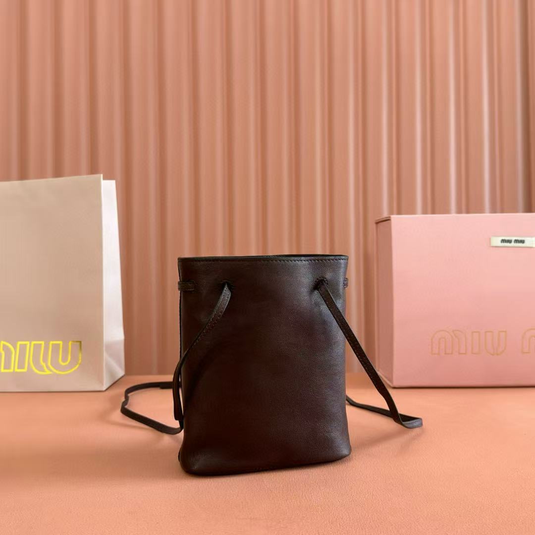 Miu Bucket Bag 14cm Coffee Grain Leather
