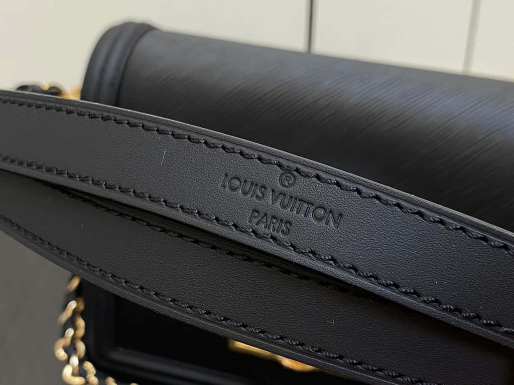 Louis Vuitton  2WAY Chain Leather Shoulder Bags