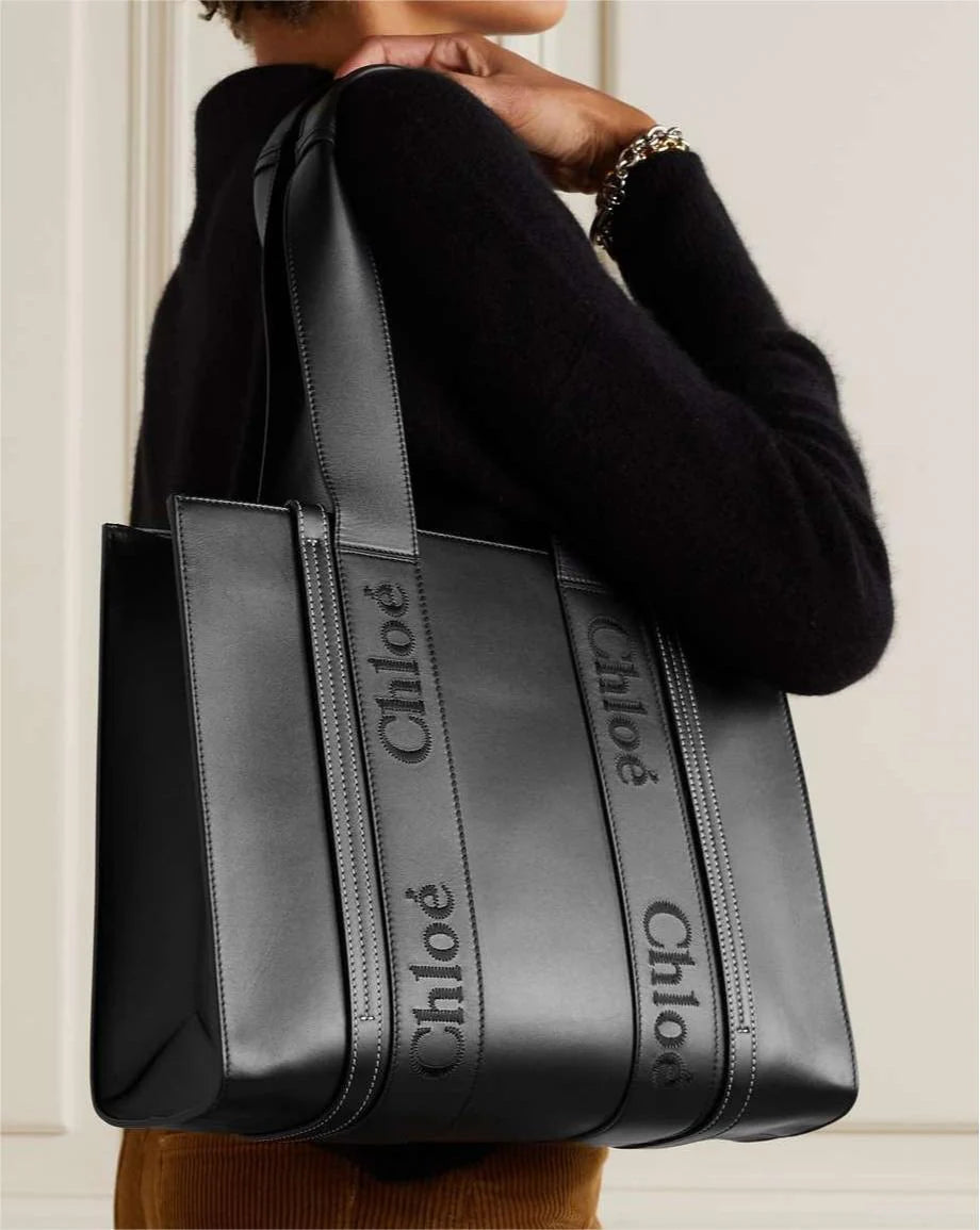 CHLO_ Woody medium embroidered leather tote