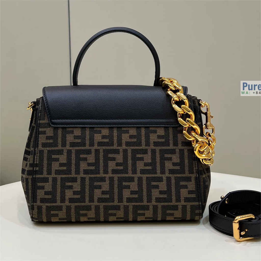 FENDACE | La Medusa Medium Handbag - 25 x 15 x 22cm