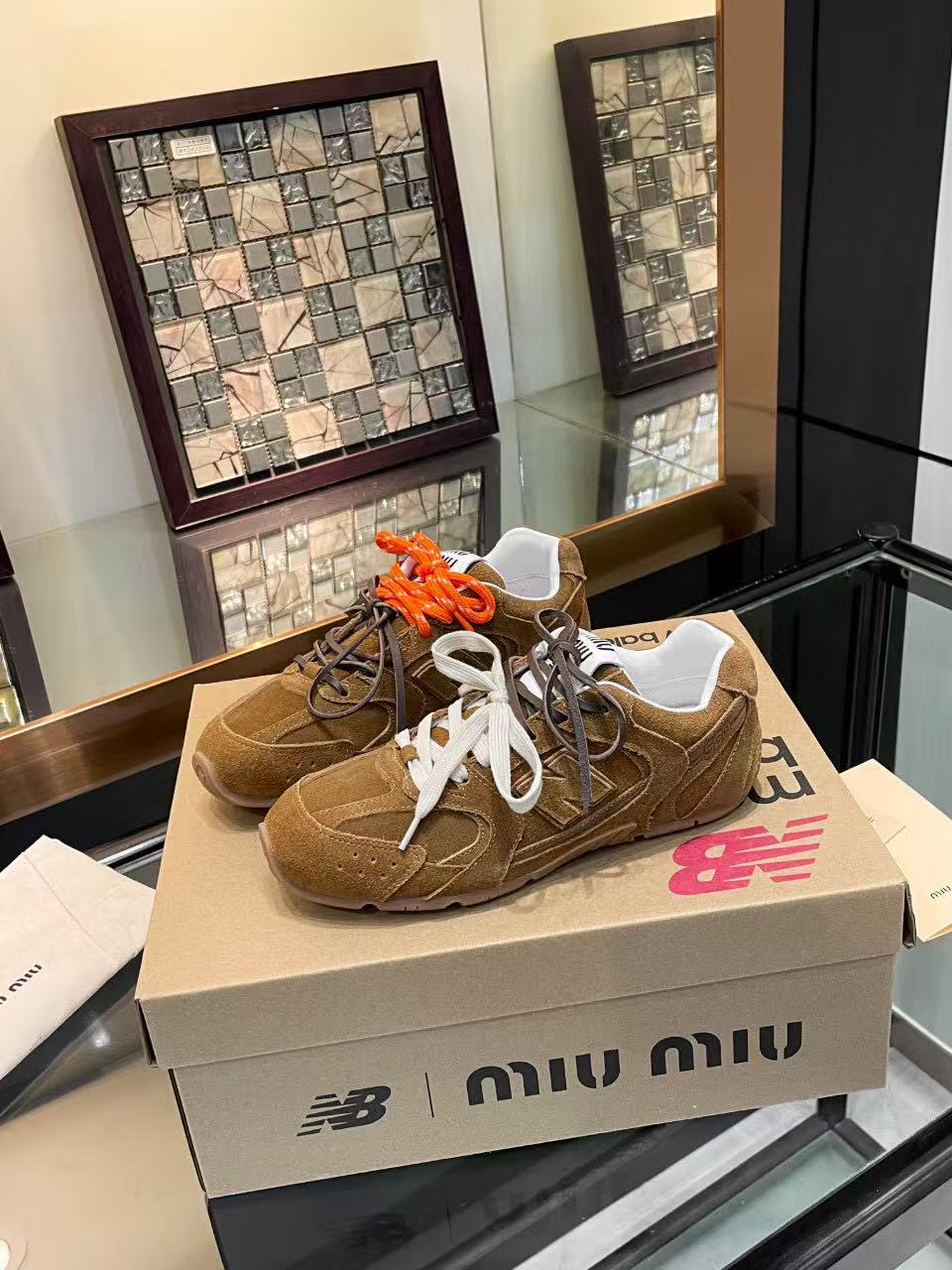 MiuMiu New Balance x 520 SL Sneakers Cinnamon Suede