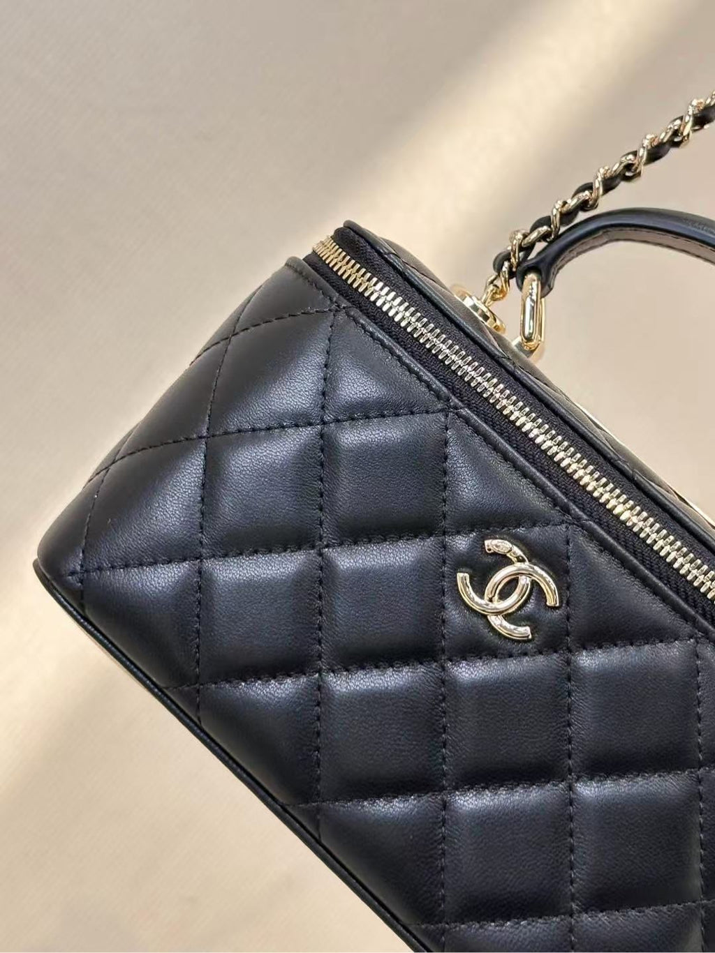 CC Mirror Vanity Case Top Handle Chain Strap Black Lambskin GHW