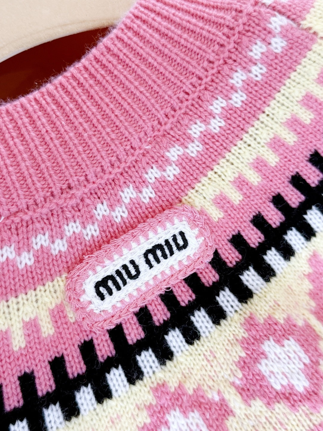 Miumiu 2025 Patterned Knit Cardigan Pink Cashmere