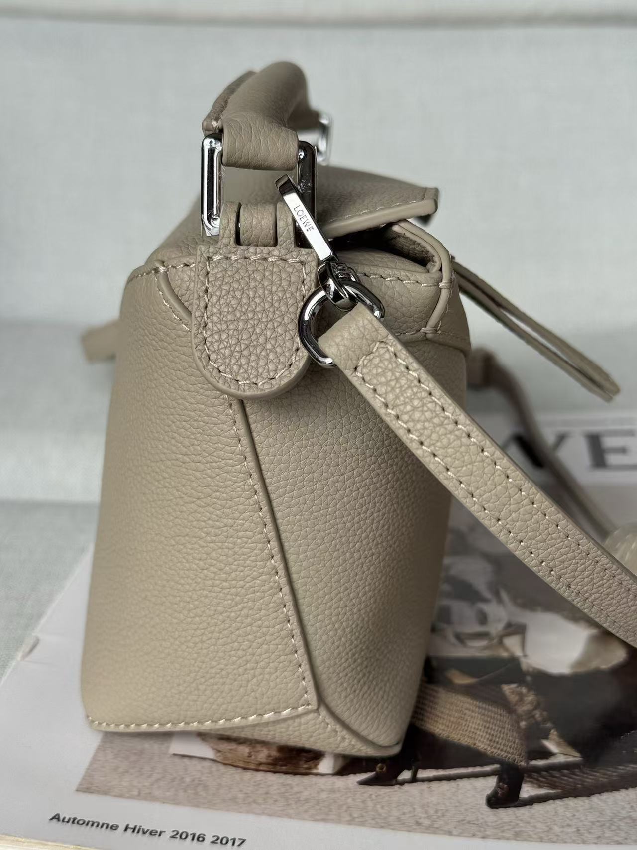 LOE MINI 18 PUZZLE BAG IN CLAY CALFSKIN
