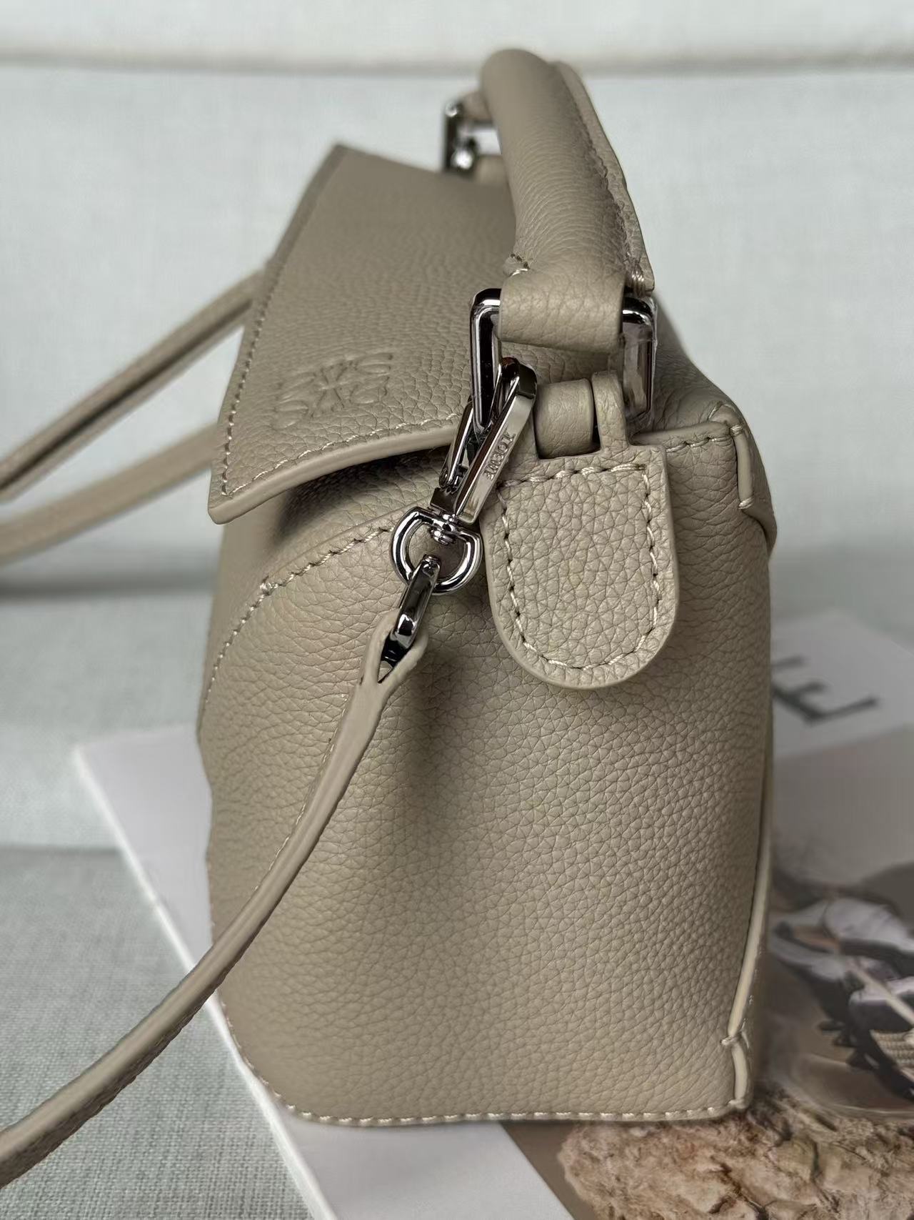 LOE MINI 18 PUZZLE BAG IN CLAY CALFSKIN