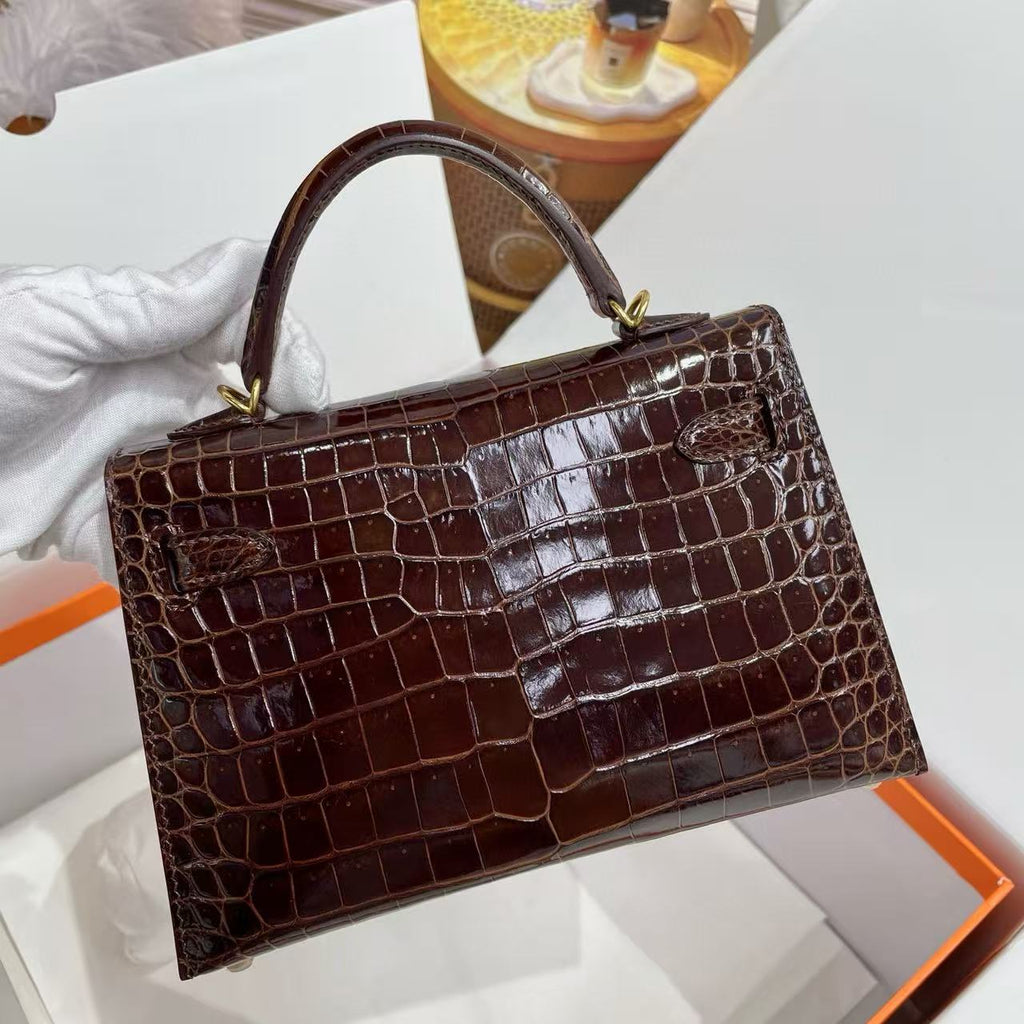 HM KELLY MINI 19 IN HONEY BROWN SALTWATER CROCODILE LEATHER GOLD BUCKLE
