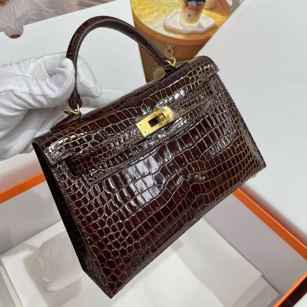 HM KELLY MINI 19 IN HONEY BROWN SALTWATER CROCODILE LEATHER GOLD BUCKLE