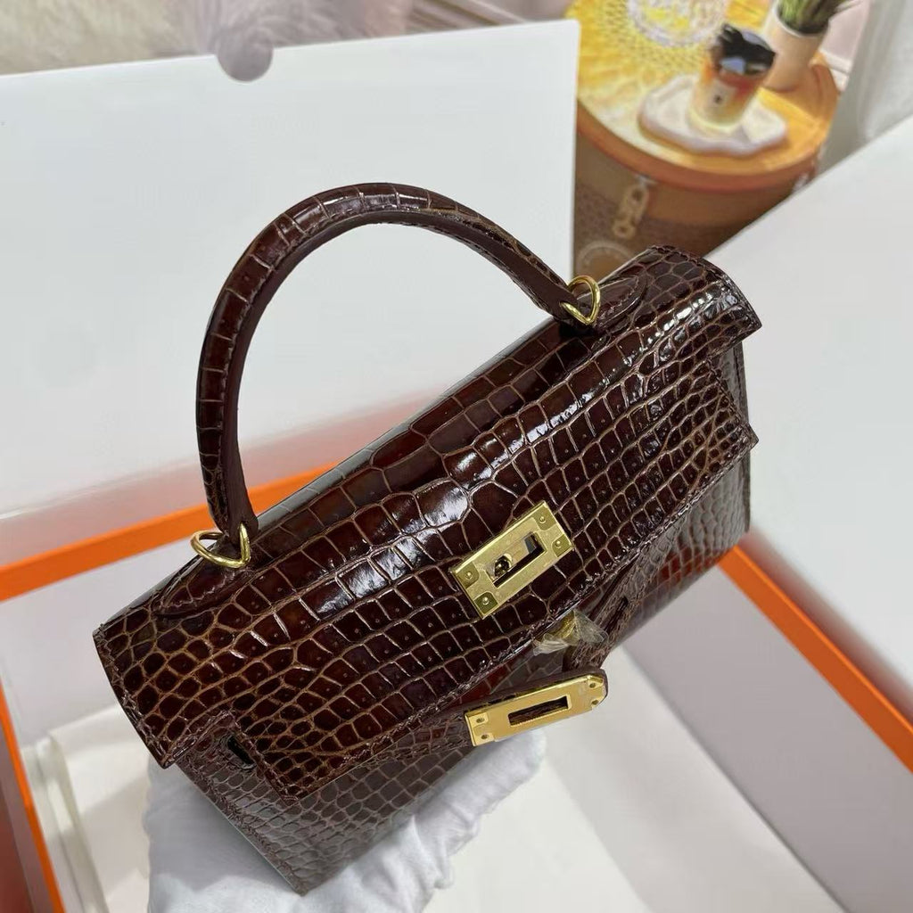 HM KELLY MINI 19 IN HONEY BROWN SALTWATER CROCODILE LEATHER GOLD BUCKLE