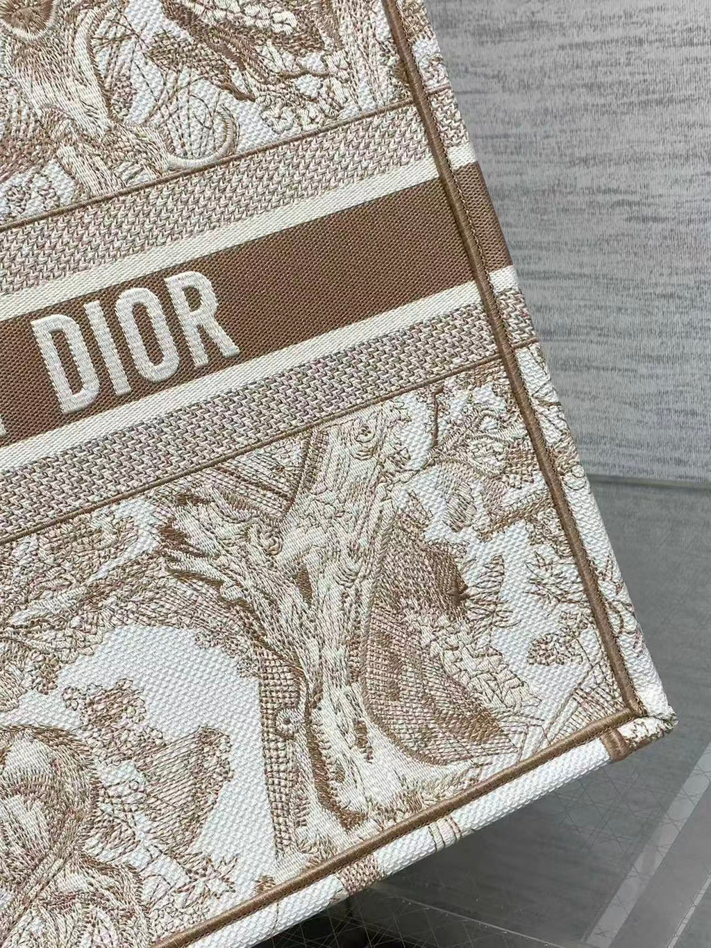 CD 2025 Book Tote 41cm Bag Brown White Canvas