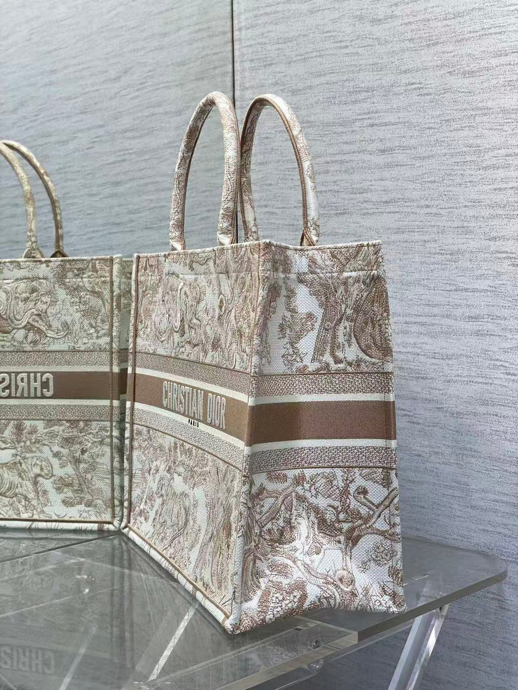 CD 2025 Book Tote 41cm Bag Brown White Canvas