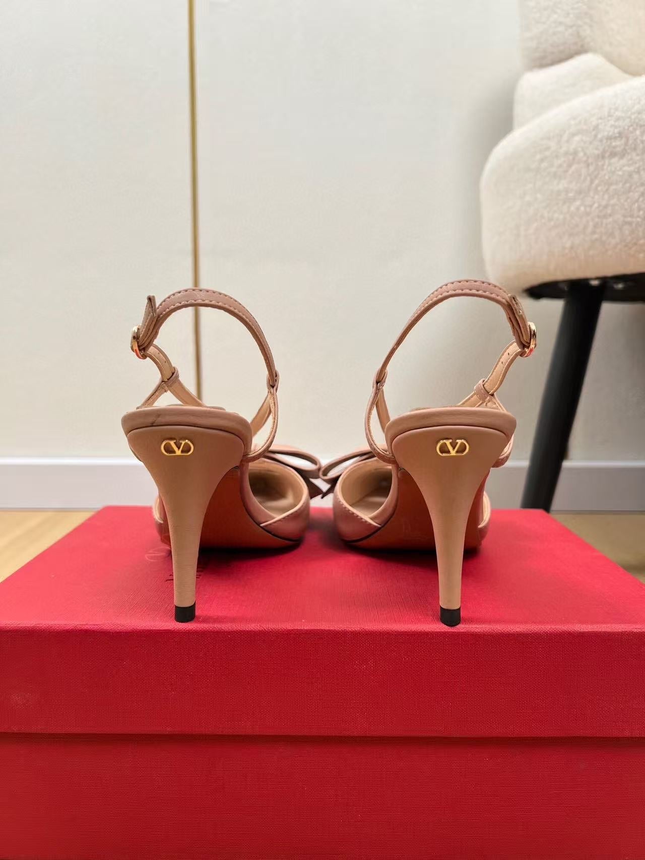 Valentino Garavani Bowow 85mm Slingbacks Rose Cannelle Cowhide