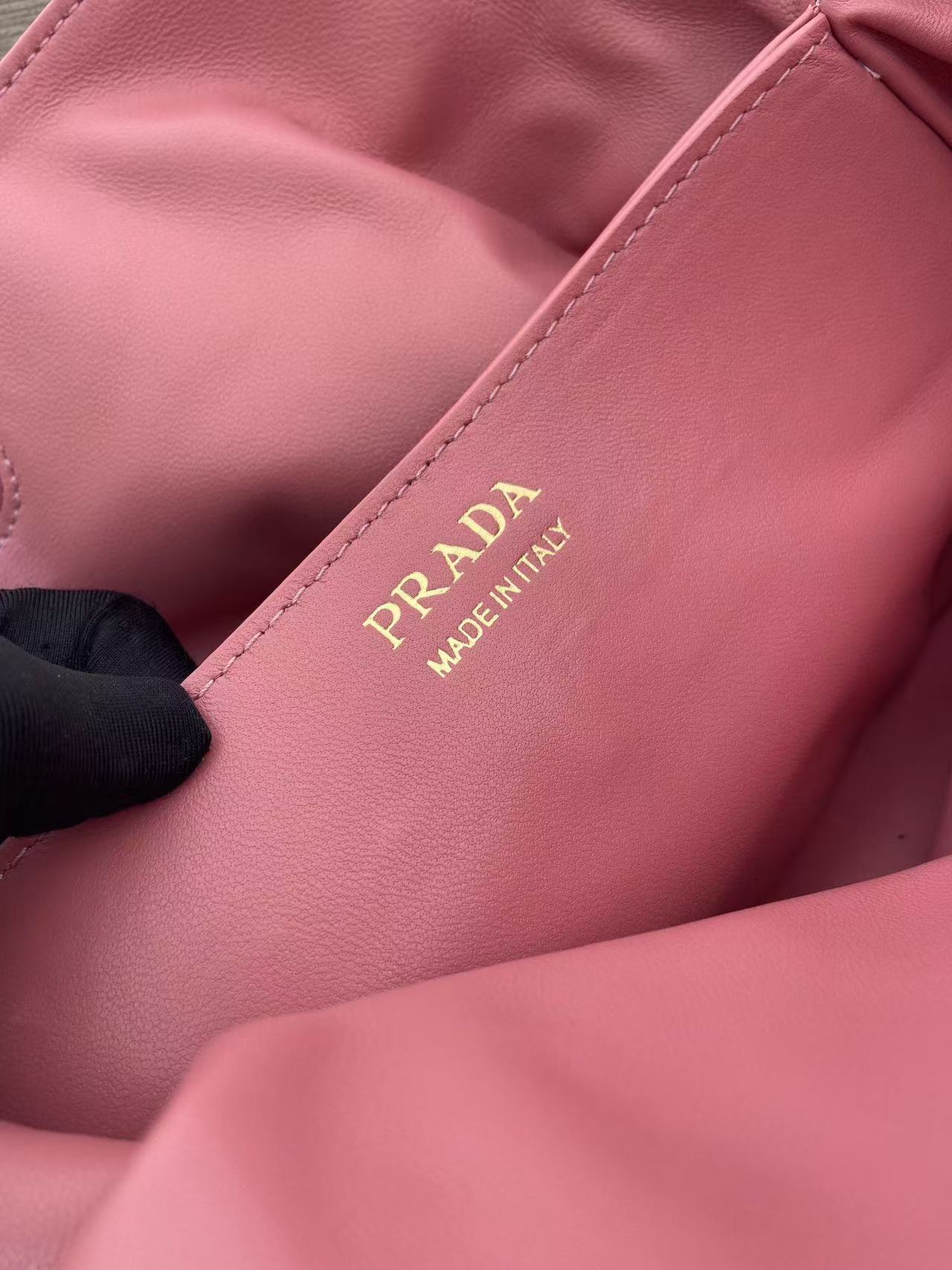 Prada Cloud Bag 25cm Pink Sheepskin