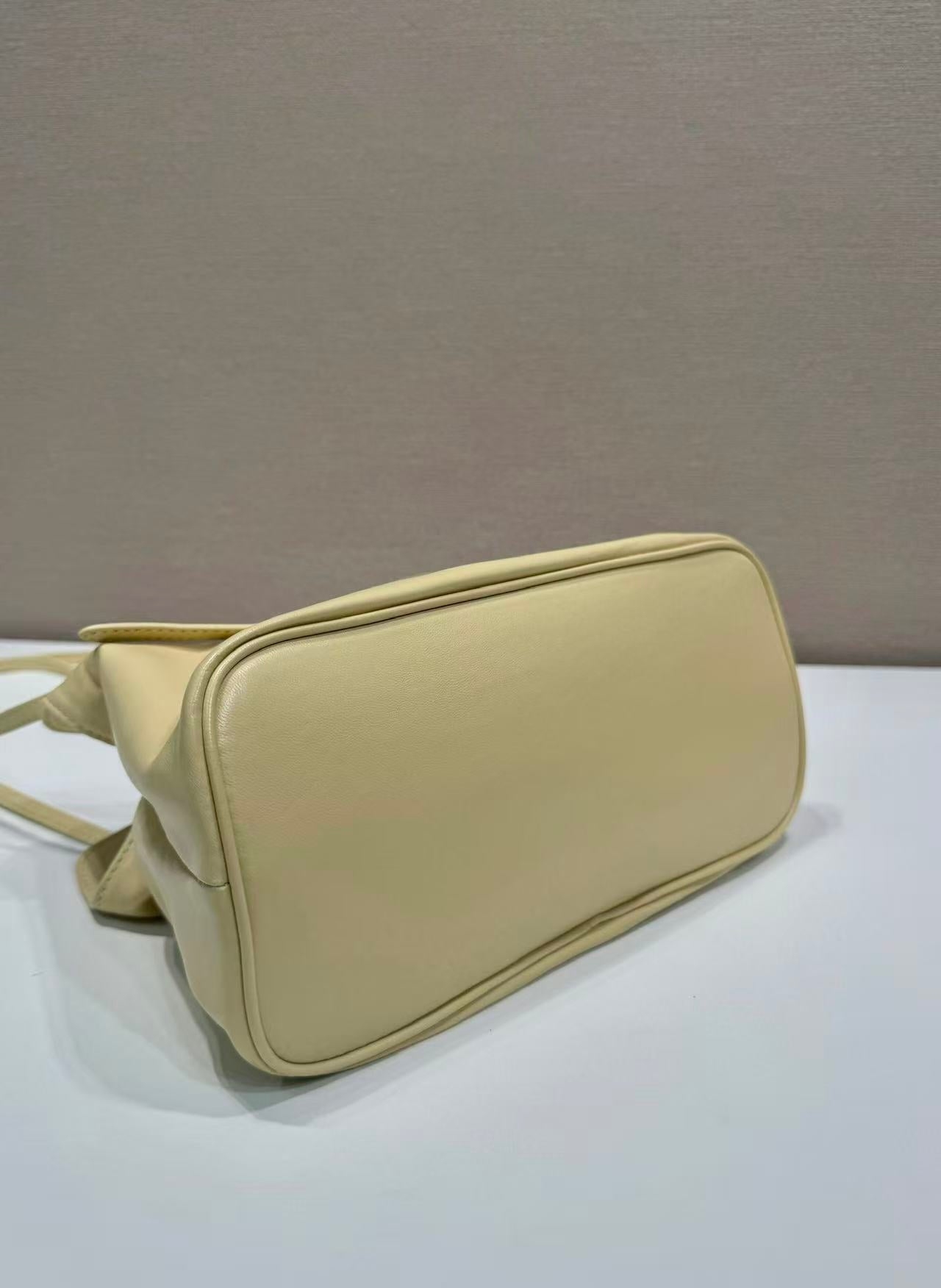 Prada Cloud Bag 25cm Pastel Yellow Sheepskin