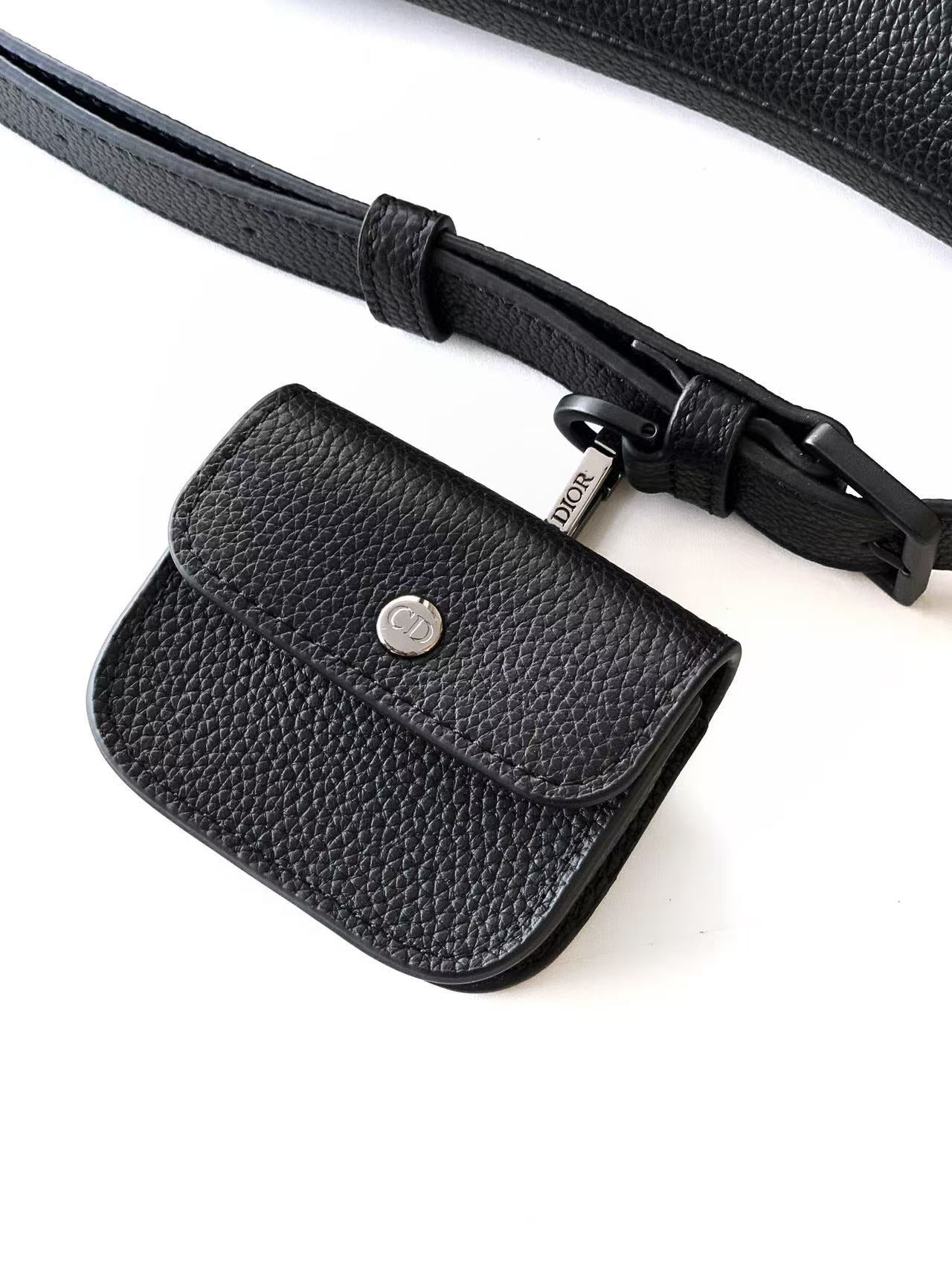 Christian Dior 2025 Saddle Bag 26cm Black Grained Calfskin