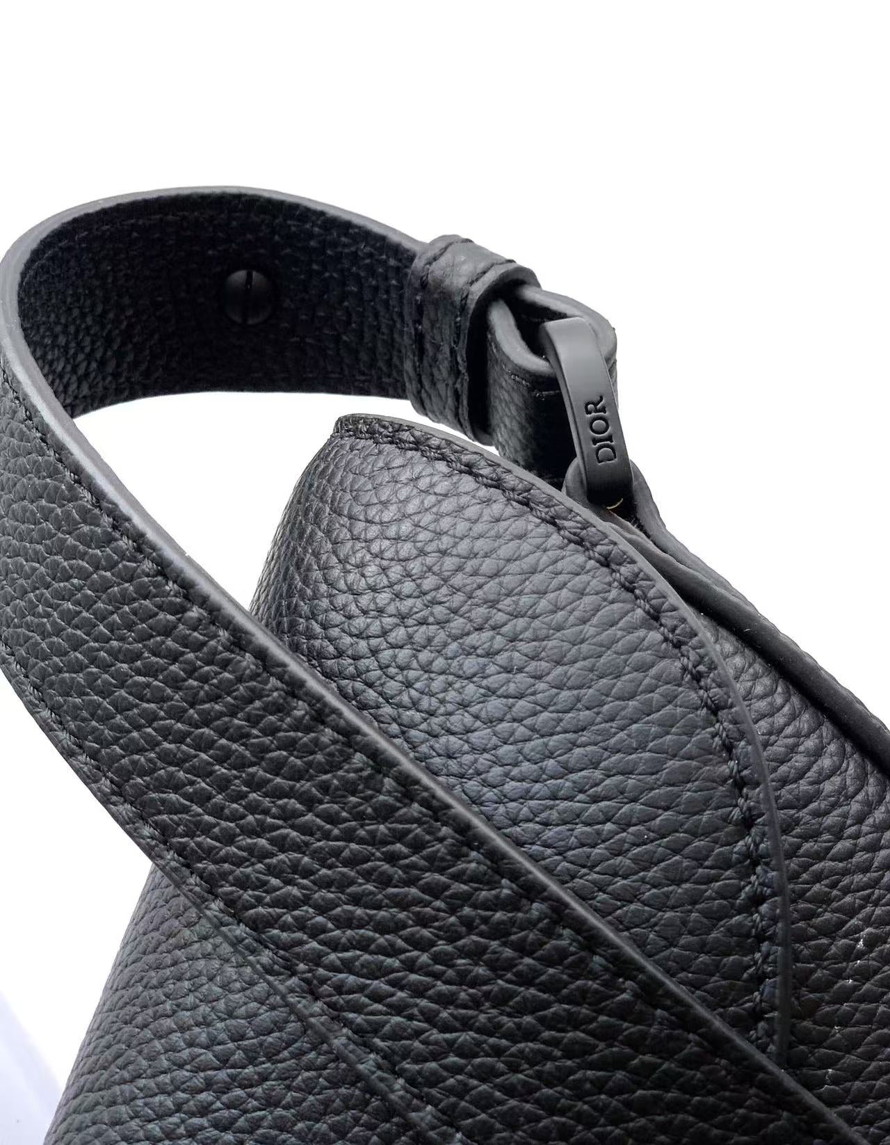 Christian Dior 2025 Saddle Bag 26cm Black Grained Calfskin