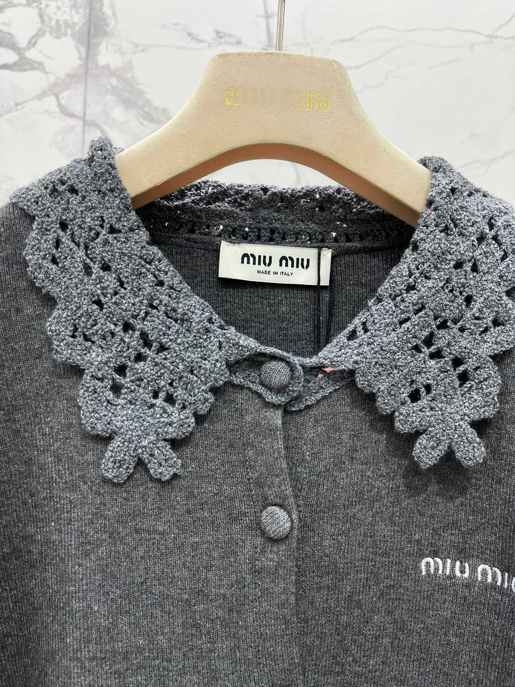 Miumiu 2025 Hollow-Out Crochet Collar Age-Defying Knit Cardigan Wool
