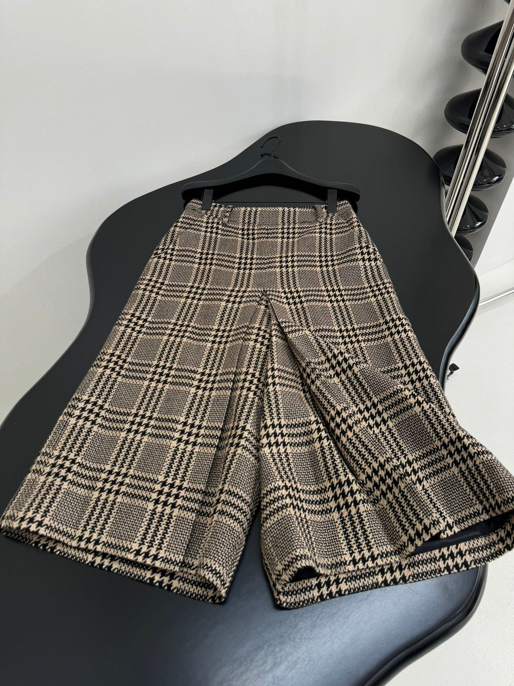 YSL 25S STRIPED STRAIGHT-LEG PANTS STYLE 228