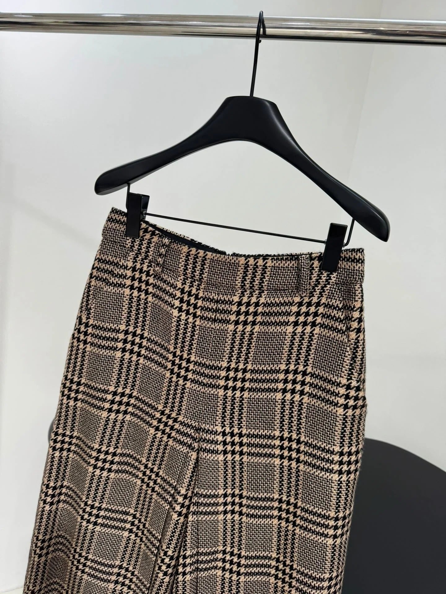 YSL 25S STRIPED STRAIGHT-LEG PANTS STYLE 228