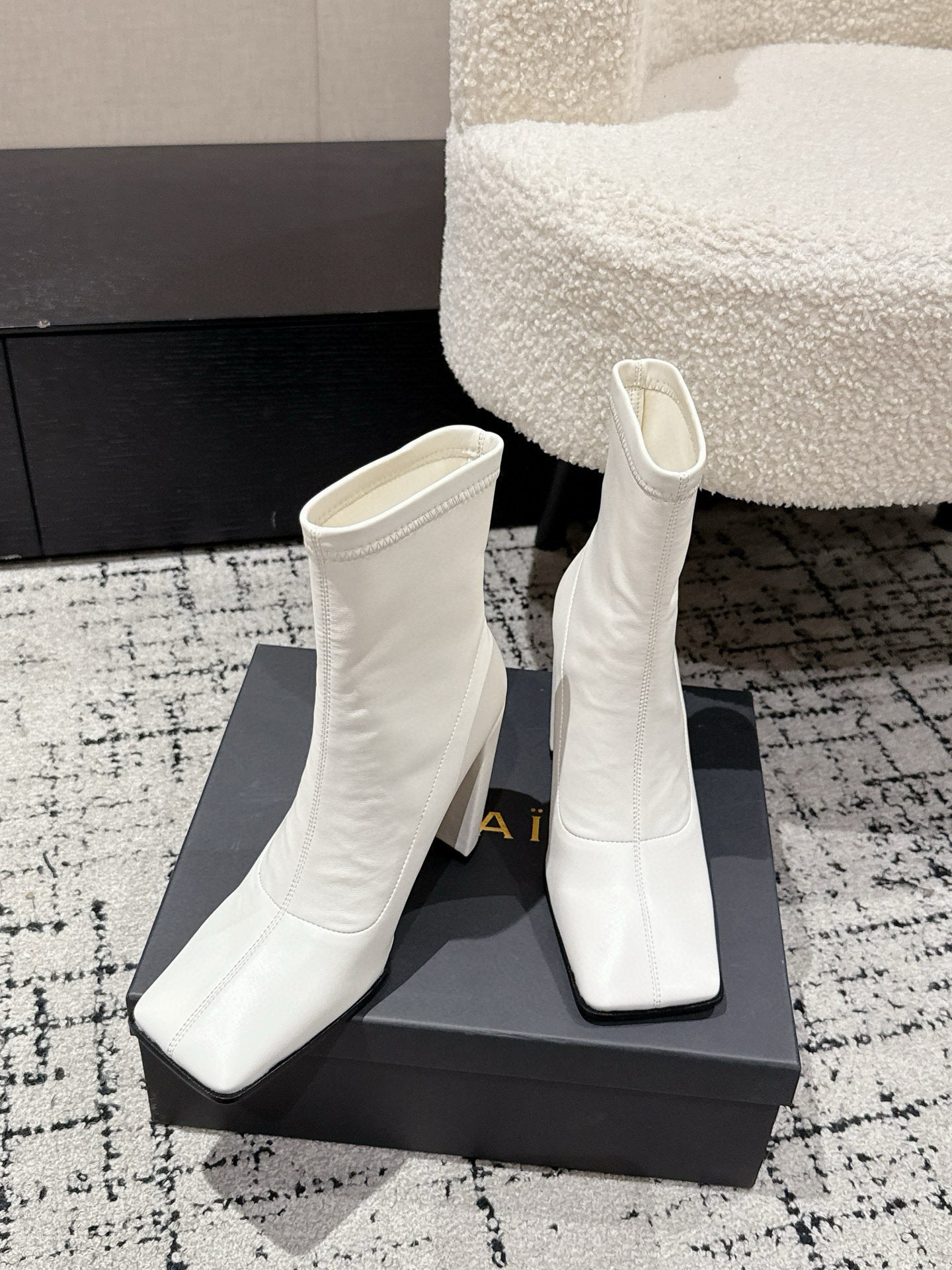 Alaia 2025 Square Toe High Heeled Ankle Boot White Calfskin 558667