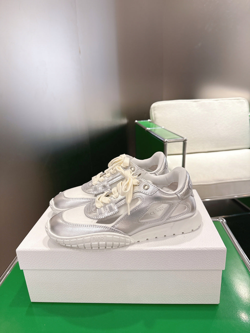 CD Tech Sneakers White Sliver Cowhide Mesh 562670