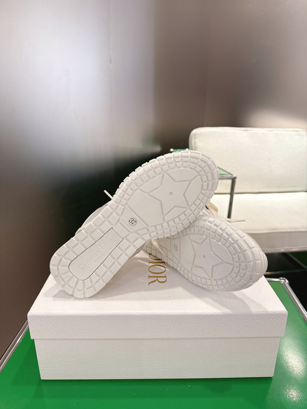 CD Tech Sneakers White Light Pale Taupe Cowhide Mesh Suede 562673