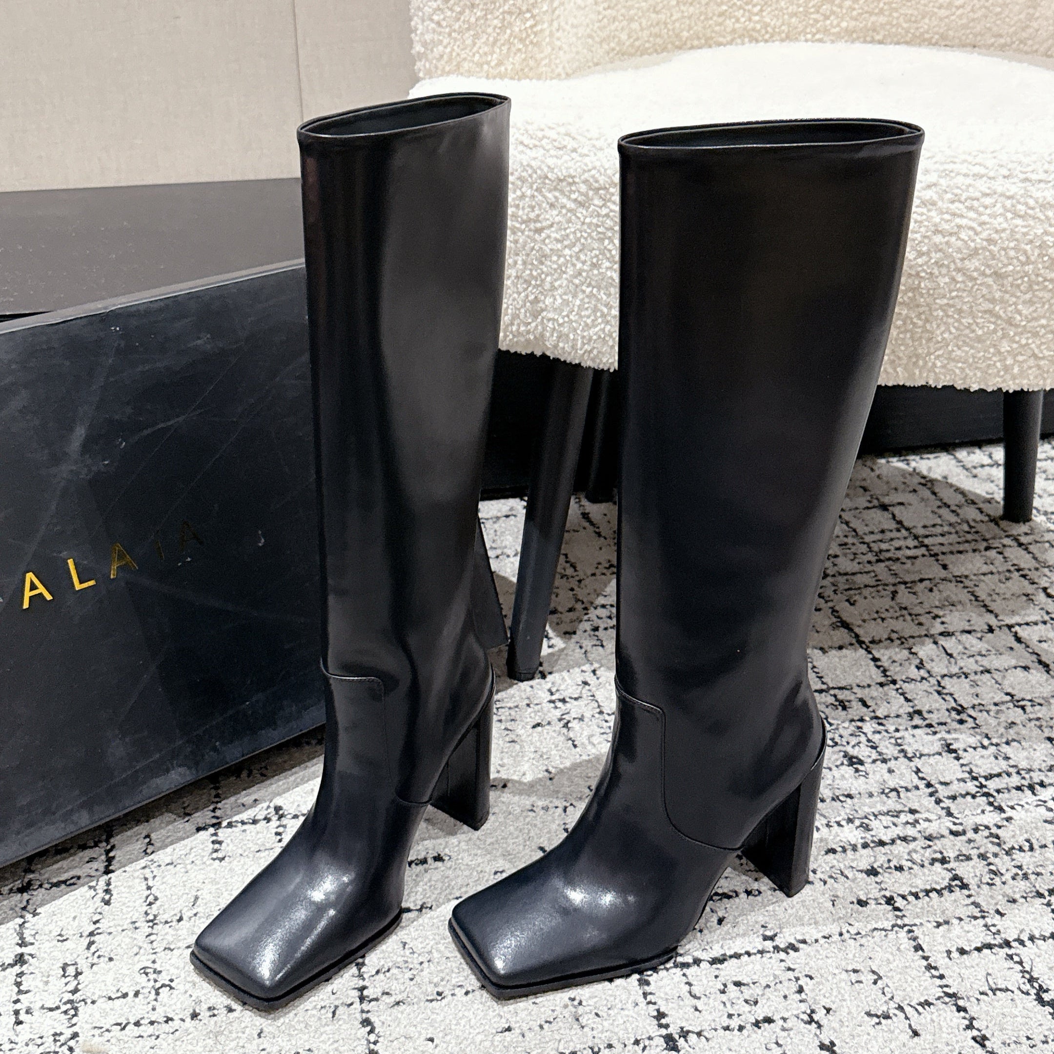 Alaia 2025 Square Toe High Heeled Boot Black Calfskin 558669