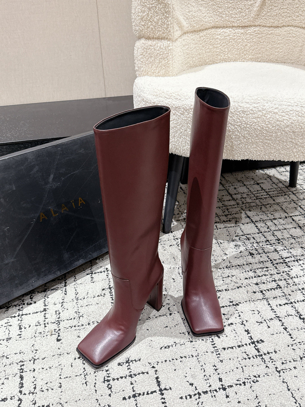 Alaia 2025 Square Toe High Heeled Boot Burgundy Calfskin 558670