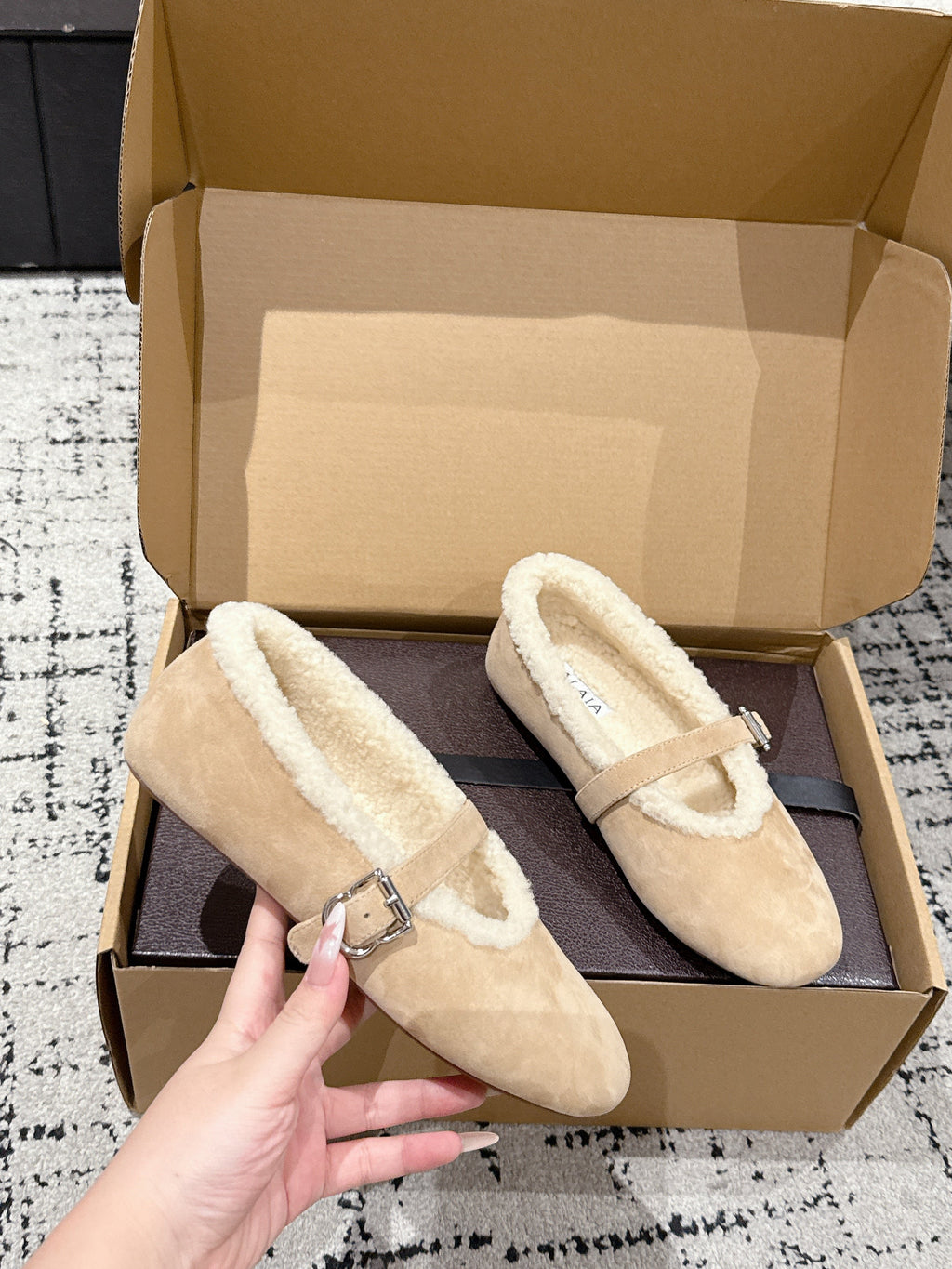 Alaia 2025 Ballet Flat Beige White Suede Wool 558671