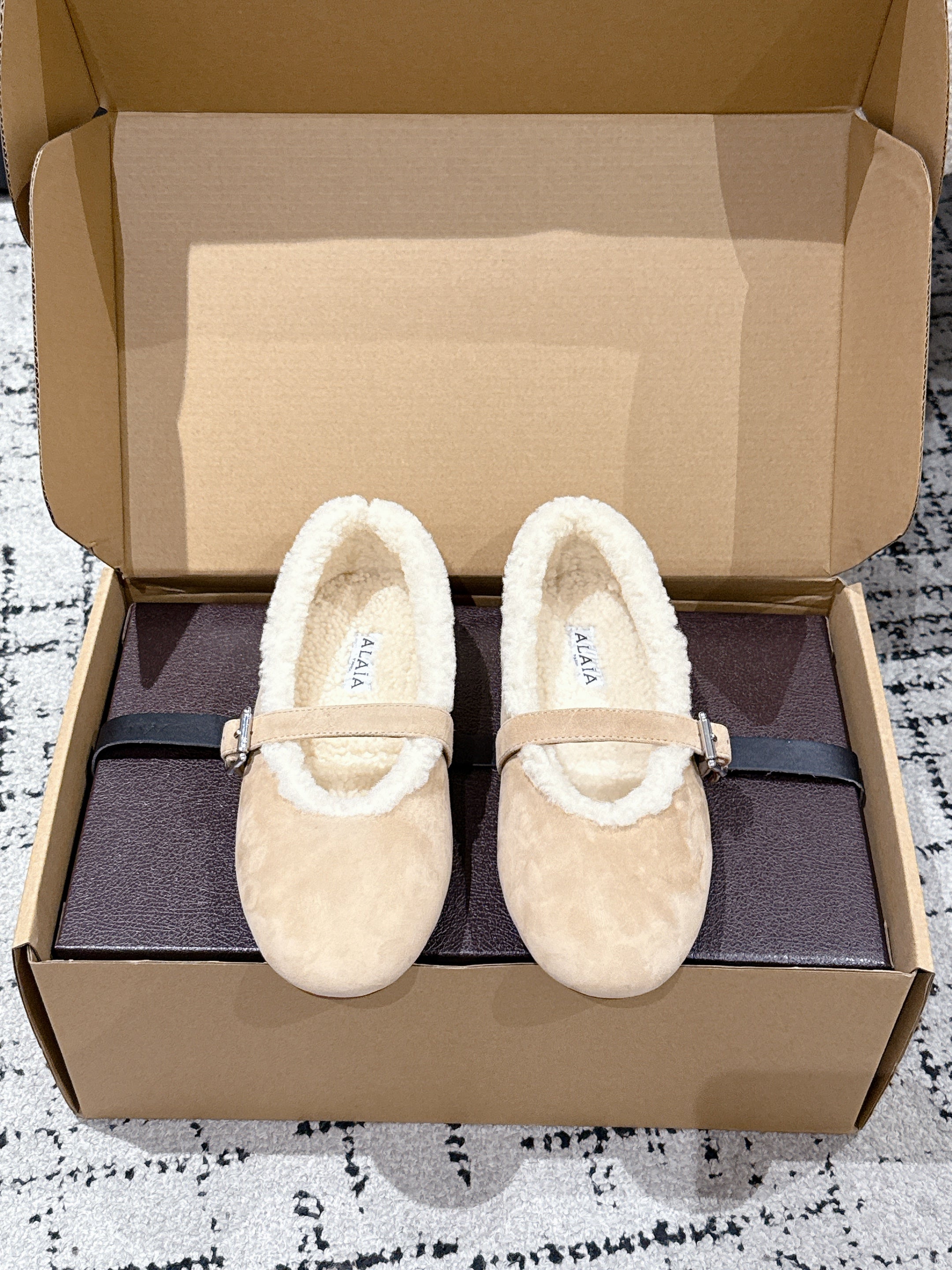 Alaia 2025 Ballet Flat Beige White Suede Wool 558671