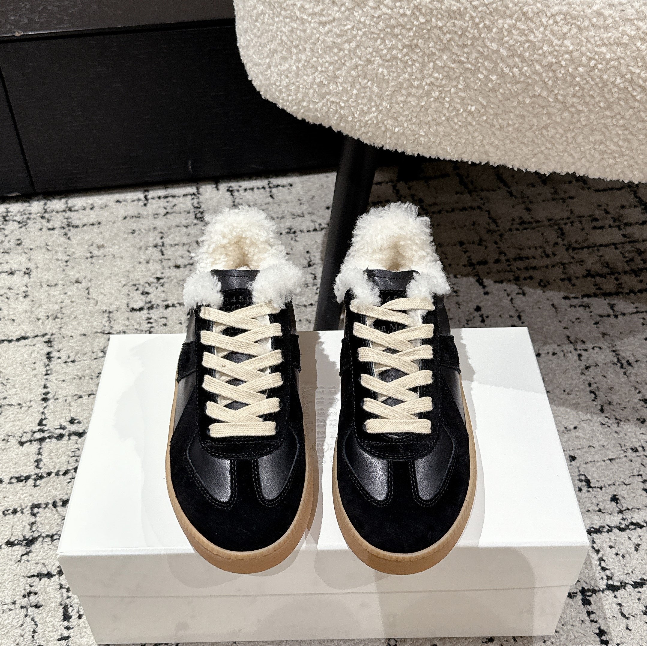 MM Platform German Training Shoes 50mm Black Suede Sheepskin Fur 558418