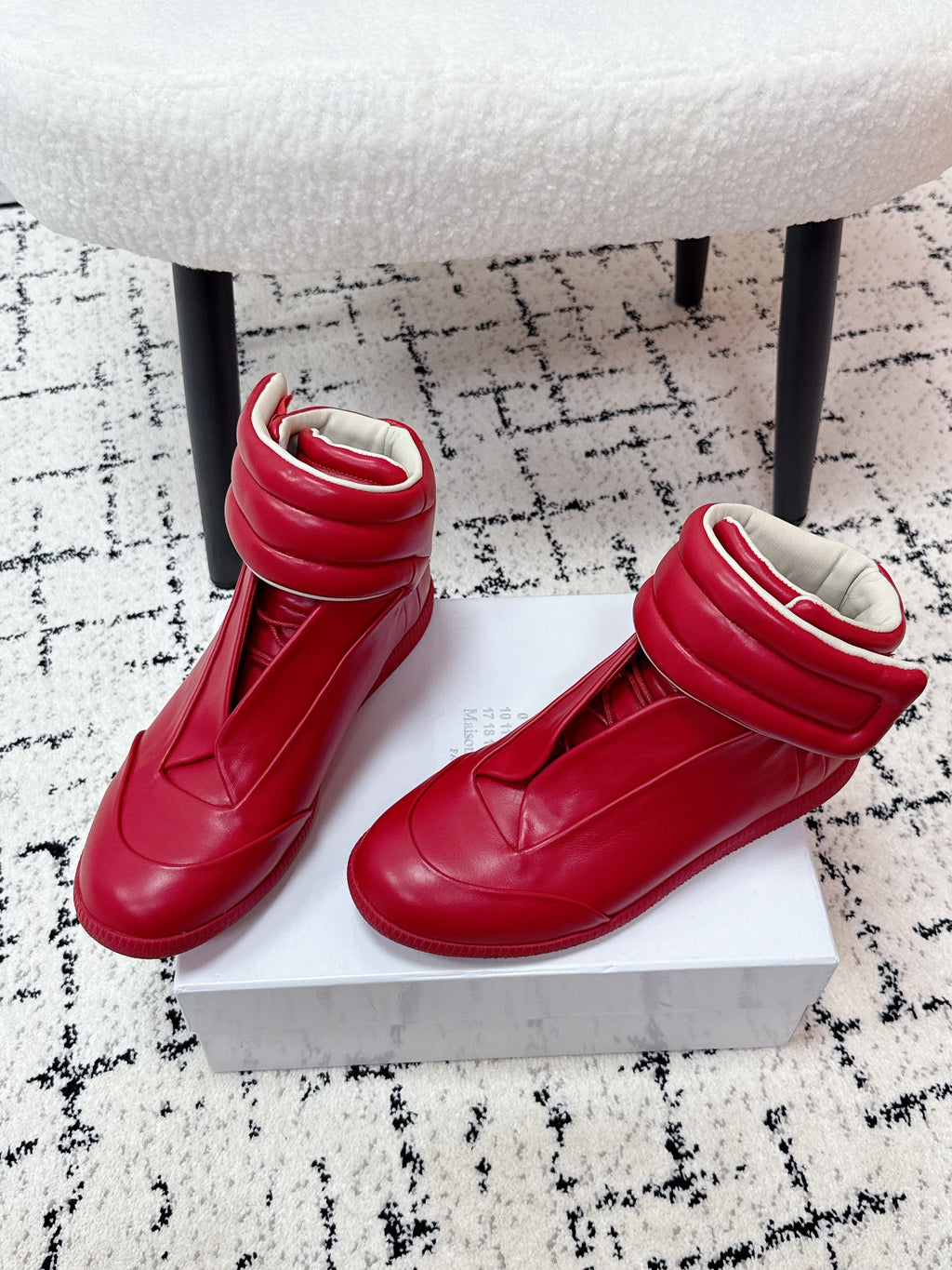 Maison Margiela Future Sneaker Crimson Rose Calfskin Rubber 558432