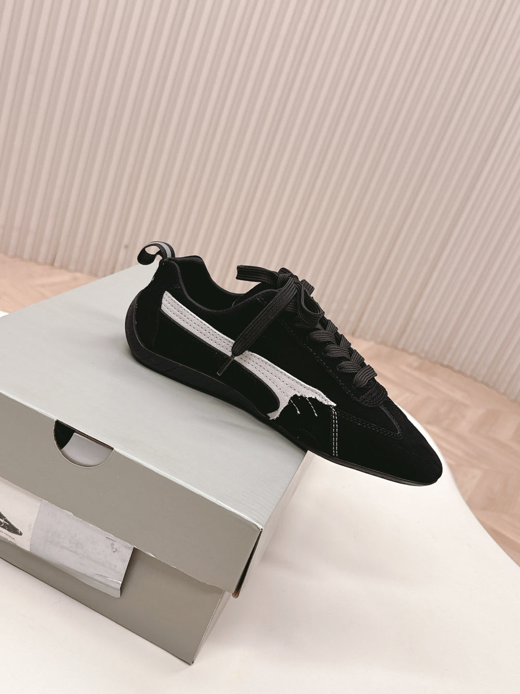 Puma x Balenciaga Speedcat Sneaker Black Suede 565083