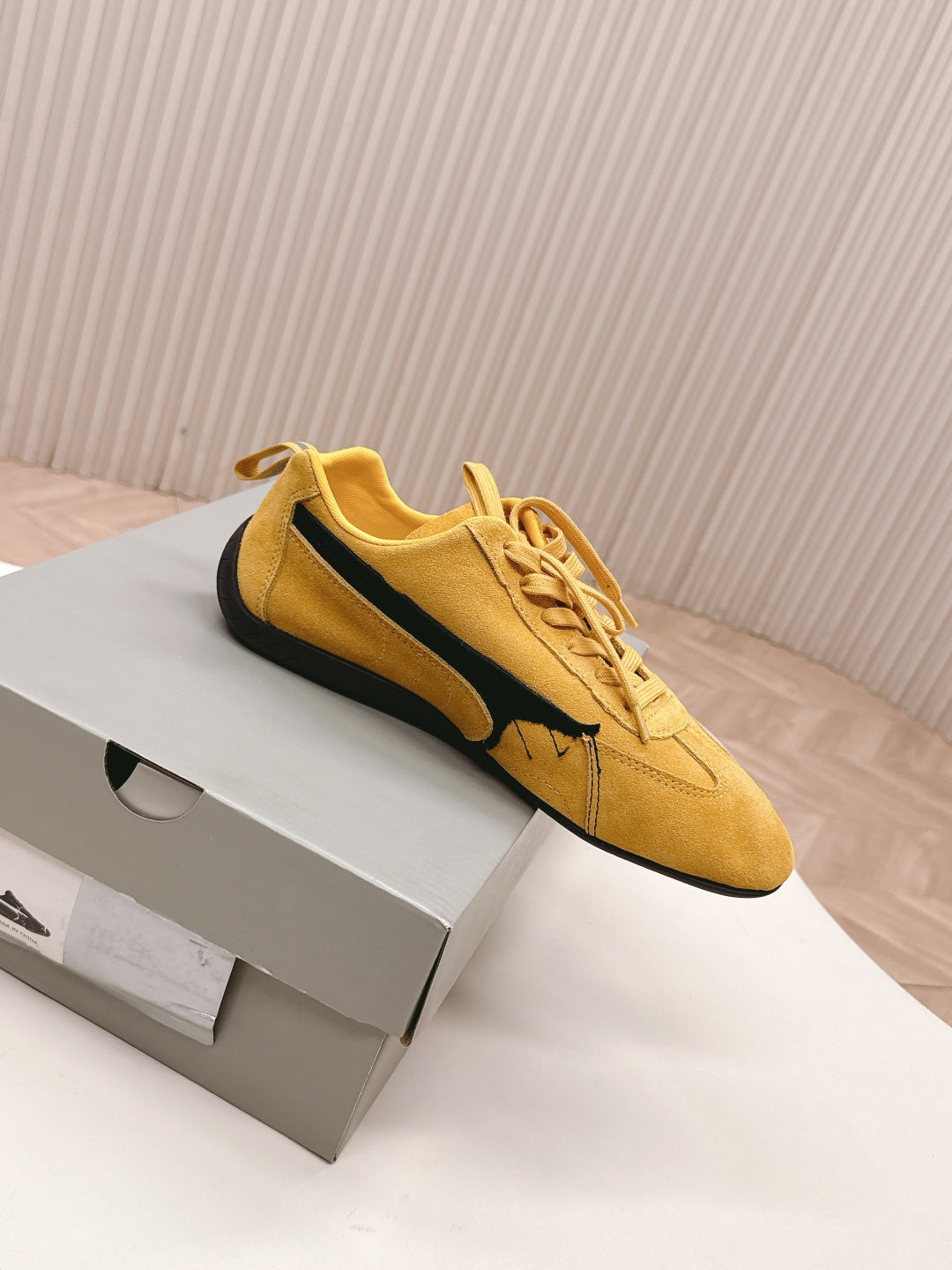 Puma x Balenciaga Speedcat Sneaker Yellow Suede 565084