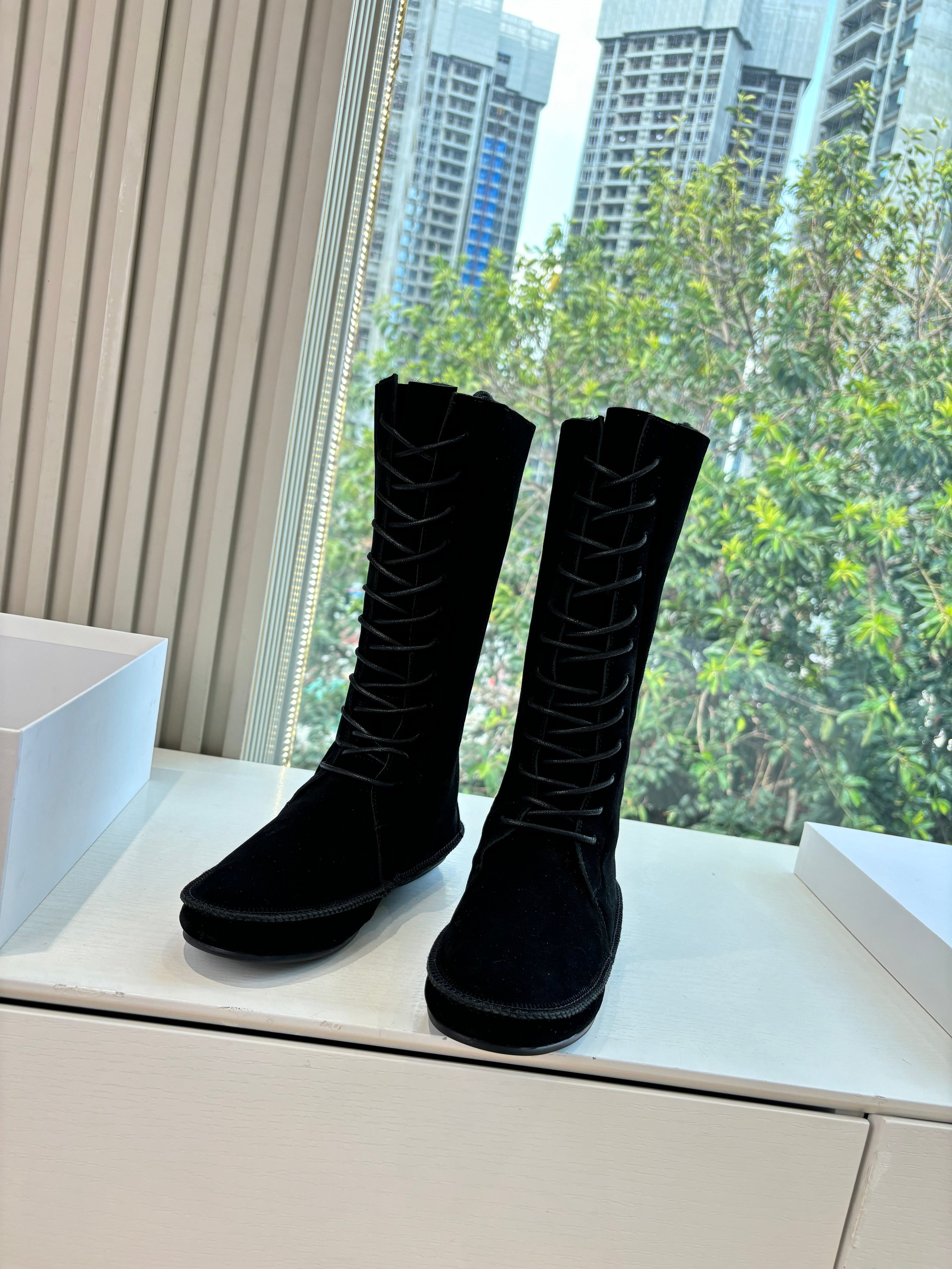 The Row 2025 Tyler Lace-up Boot Black Suede 549347