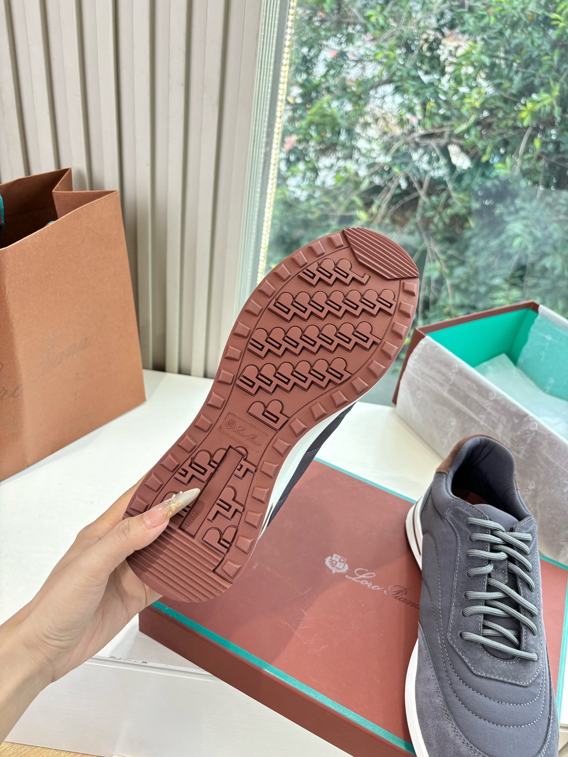 LP Weekend Walk Sneaker Purple Gray Suede 549521