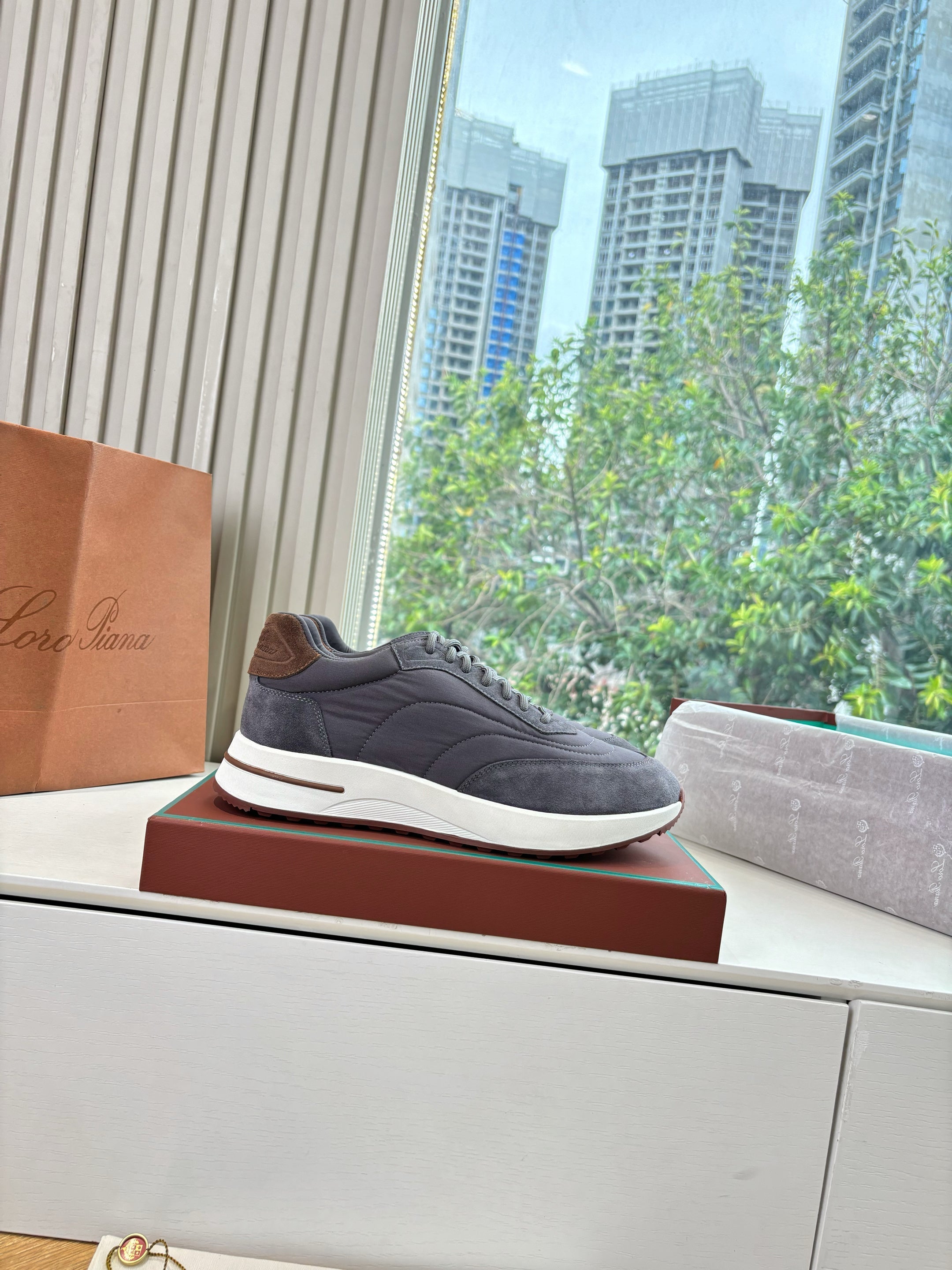 LP Weekend Walk Sneaker Purple Gray Suede 549521