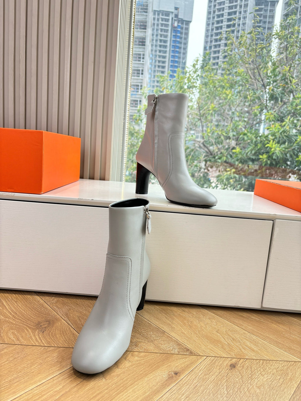 HM Lisa Ankle Boot 55mm Grey Cowhide 548775