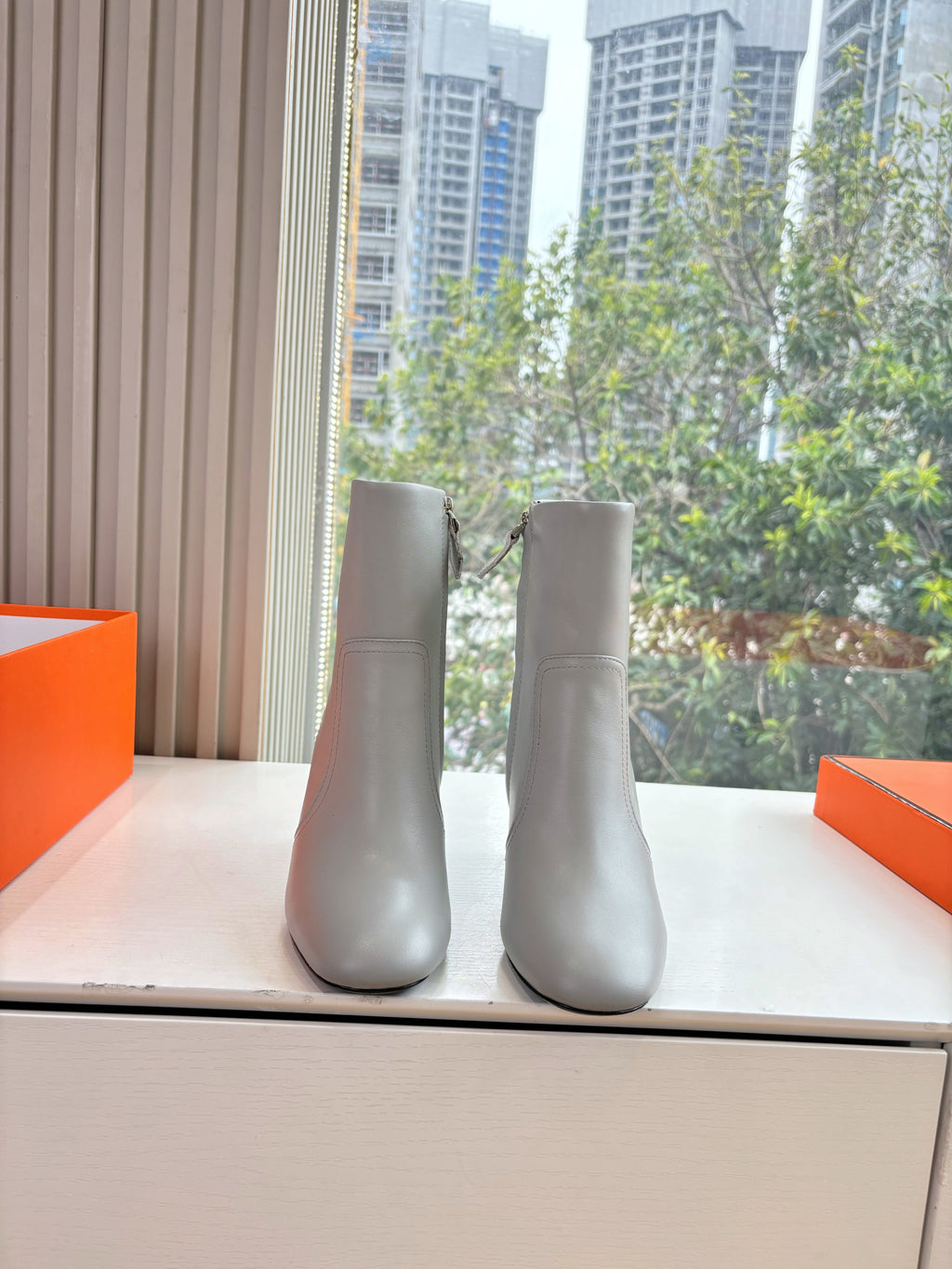 HM Lisa Ankle Boot 55mm Grey Cowhide 548775