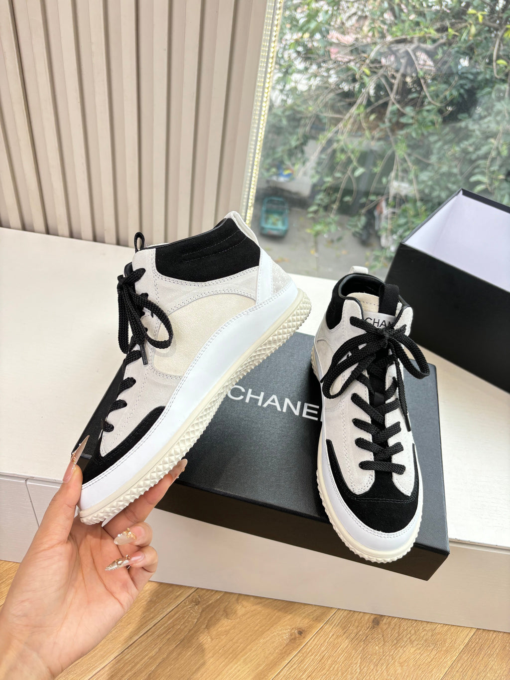 CC 25B Sneakers White Black Suede 548914
