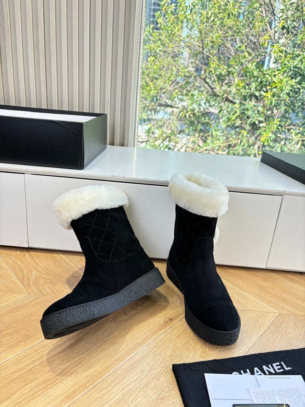 CC 2025 Short Snow Boot Black White Suede Wool 548926