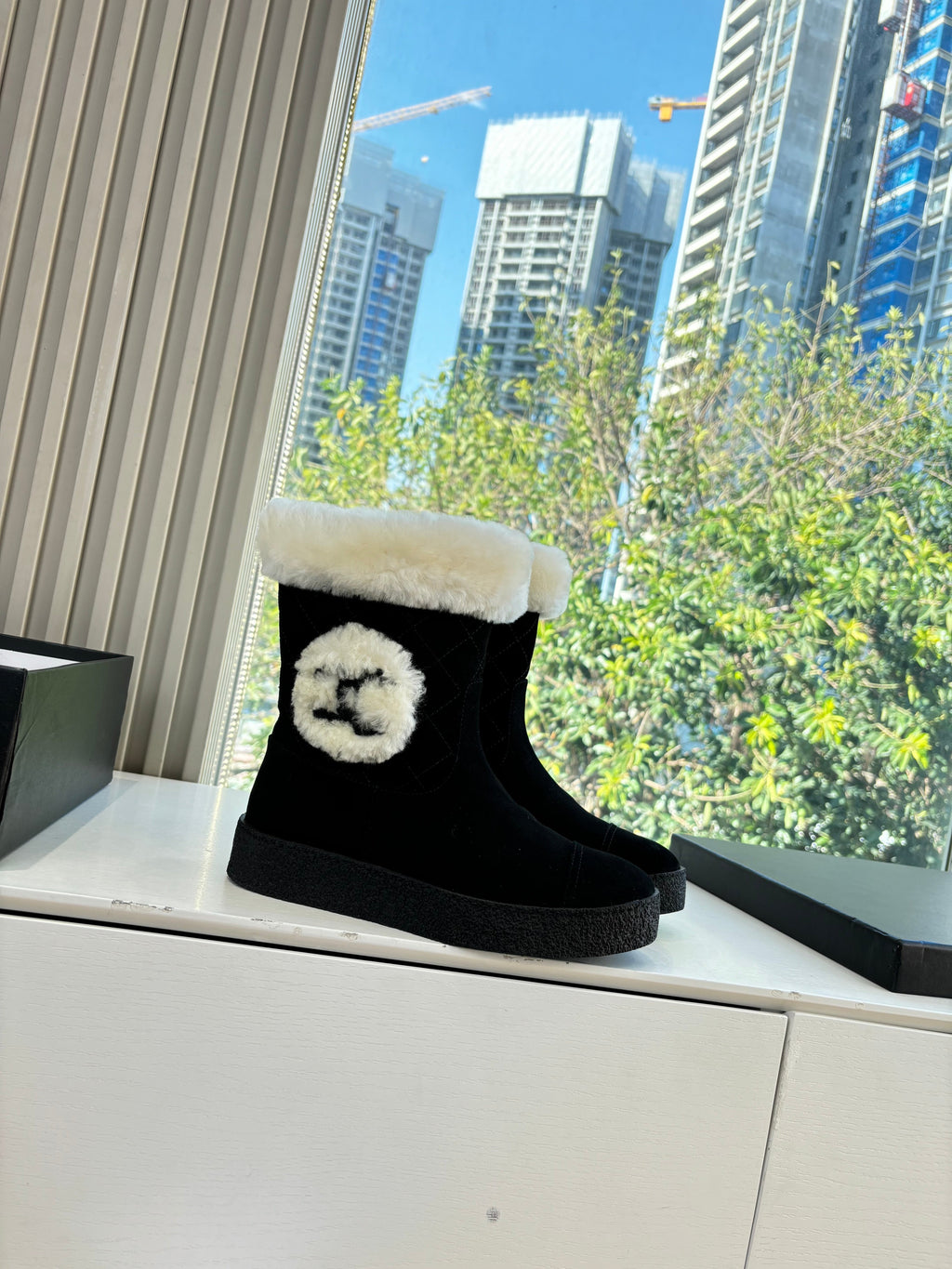 CC 2025 Short Snow Boot Black White Suede Wool 548926