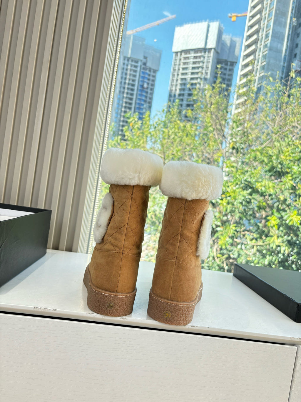 CC 2025 Short Snow Boot Brown White Suede Wool 548927