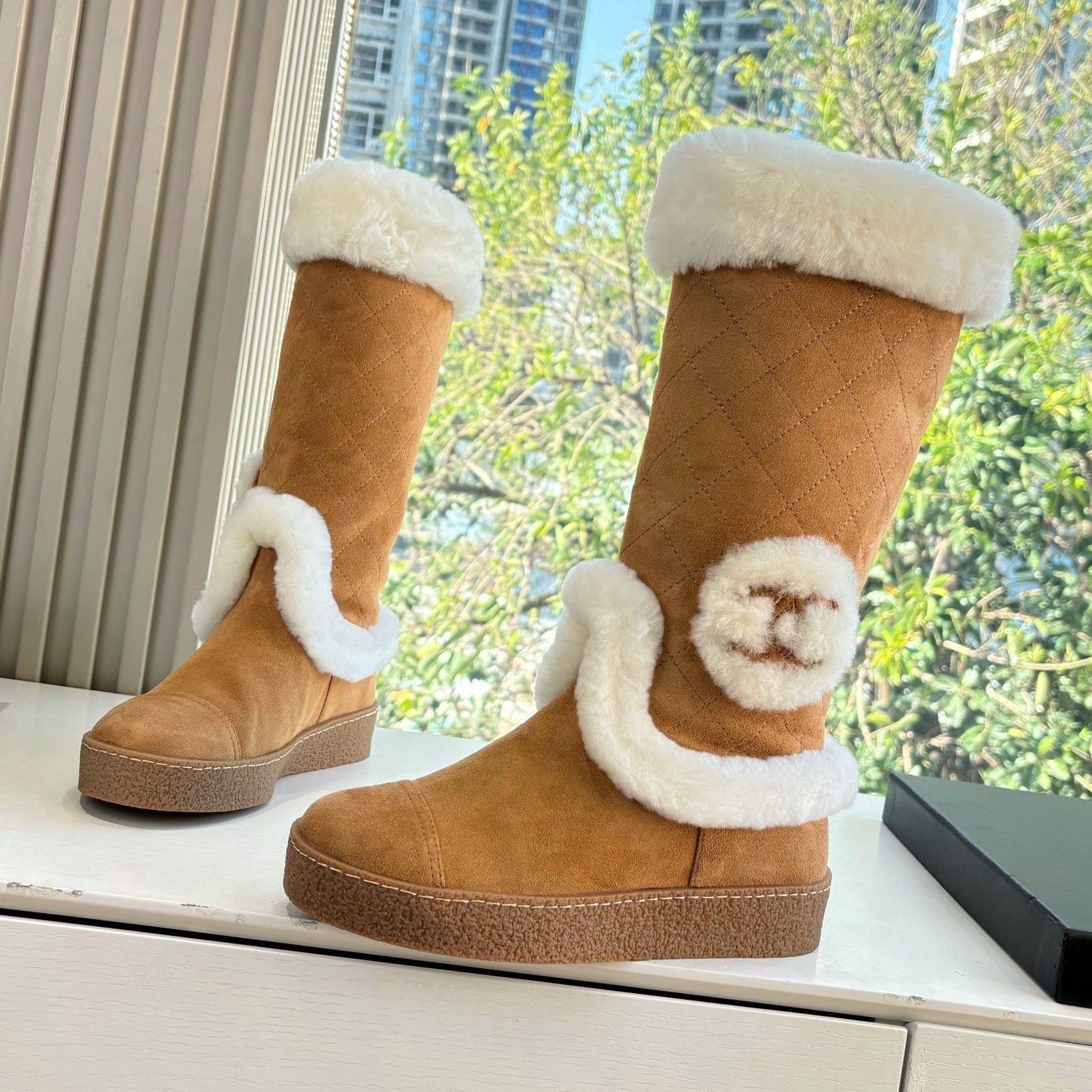 CC 2025 Snow Boot Brown White Suede Wool 548929