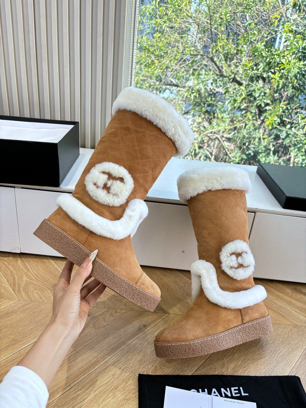 CC 2025 Snow Boot Brown White Suede Wool 548929