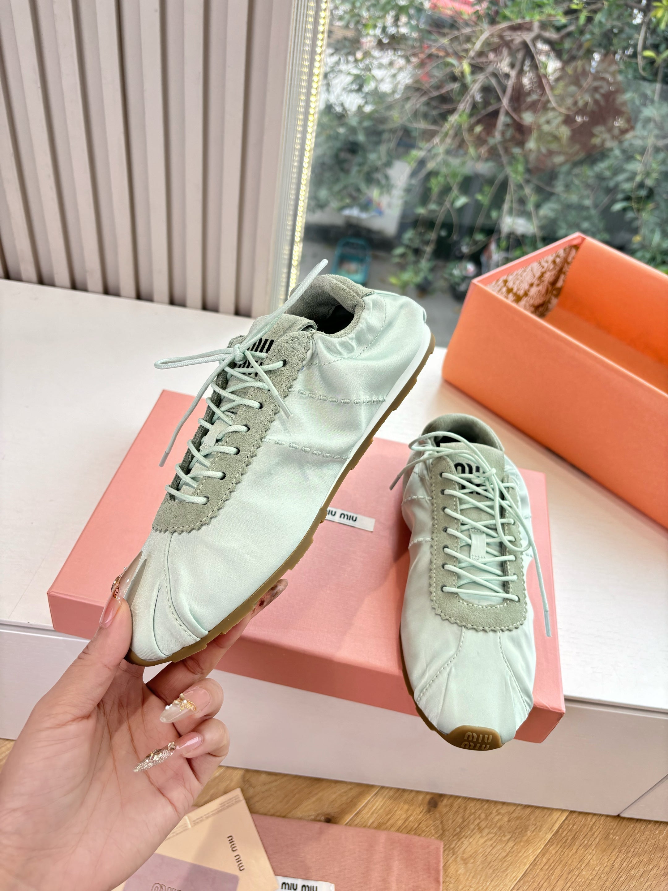 Miu Plume Sneakers Light Sage Satin Suede 549134